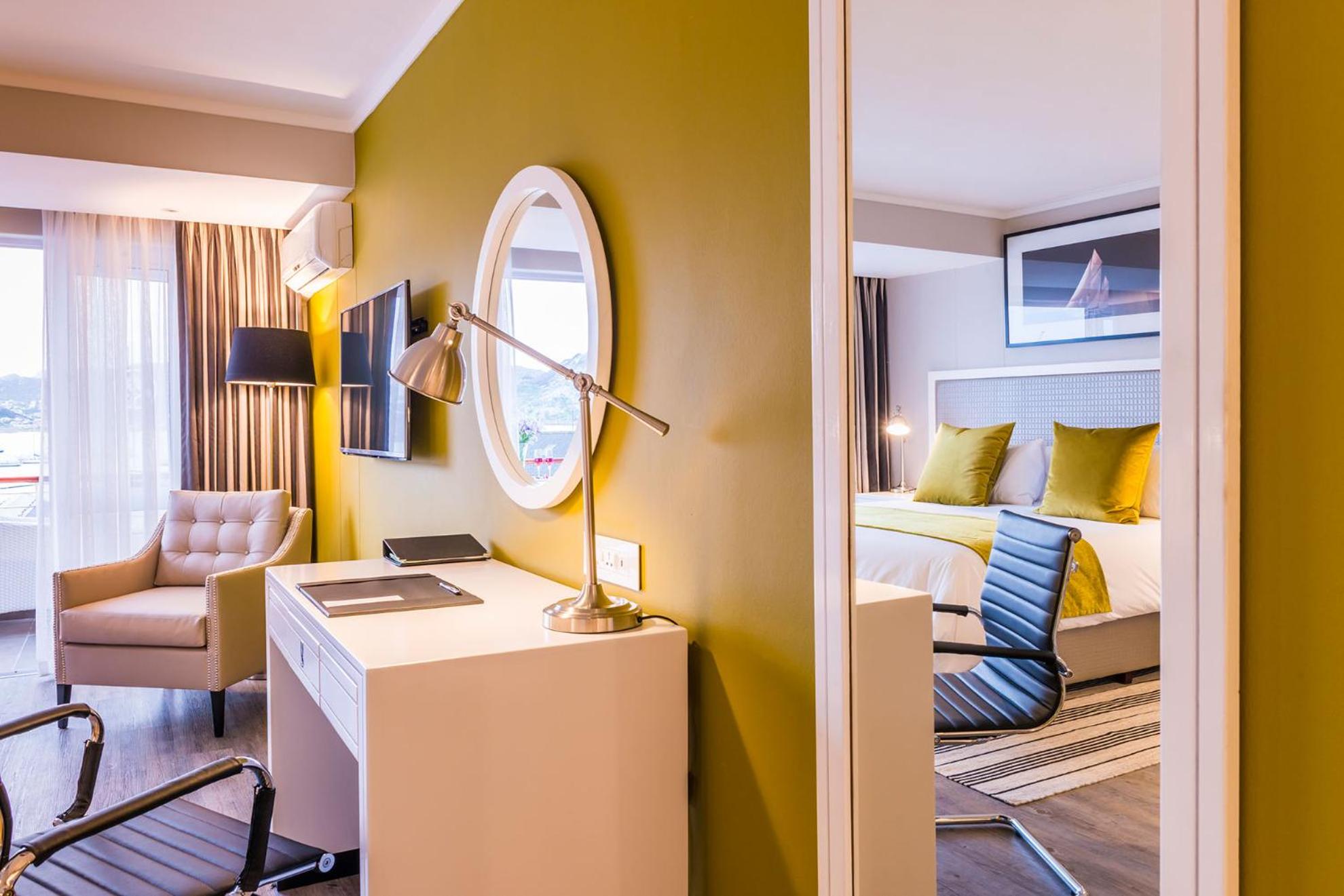 Deluxe Double or Twin Room with Balcony