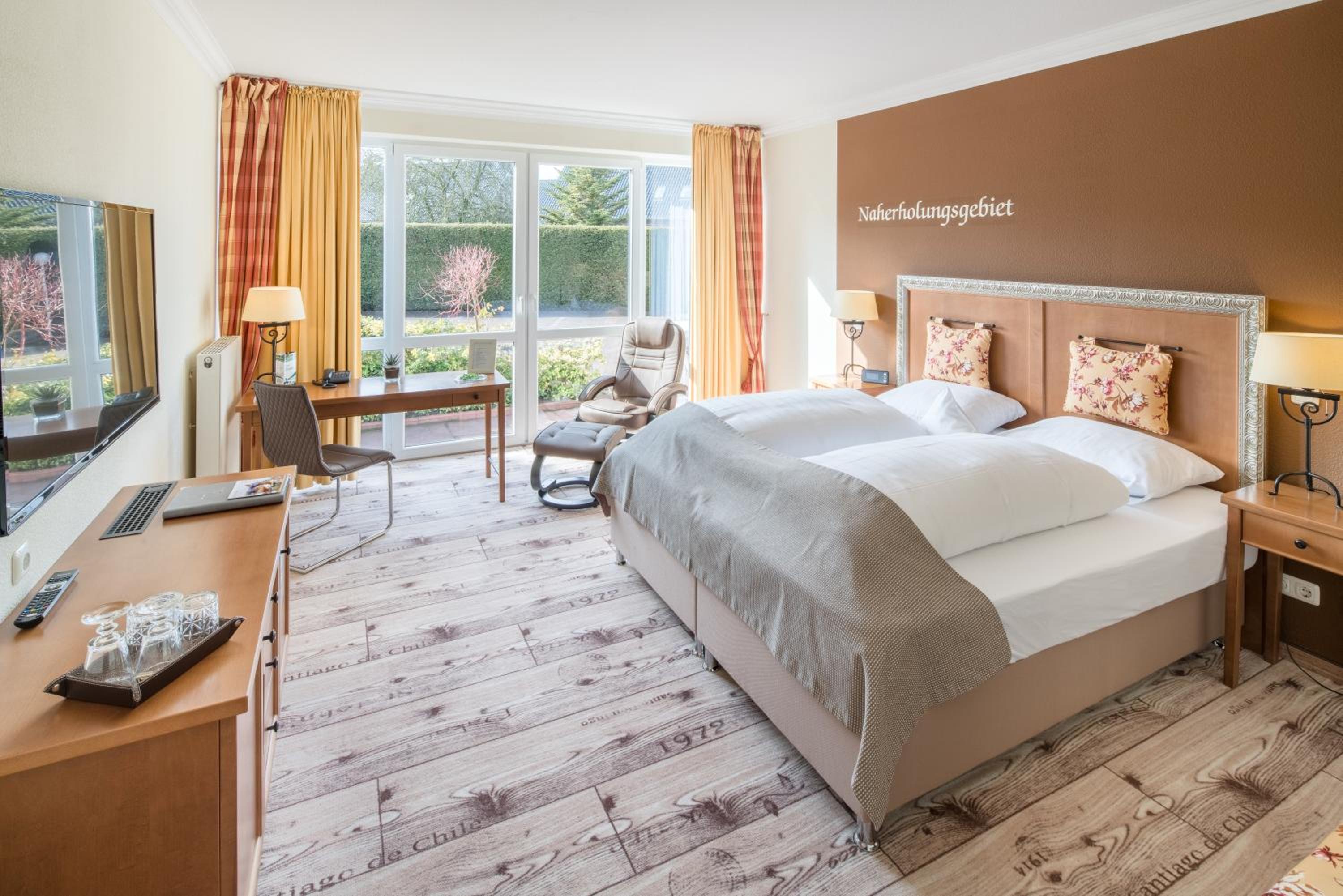 Deluxe Double Room - Photo 1