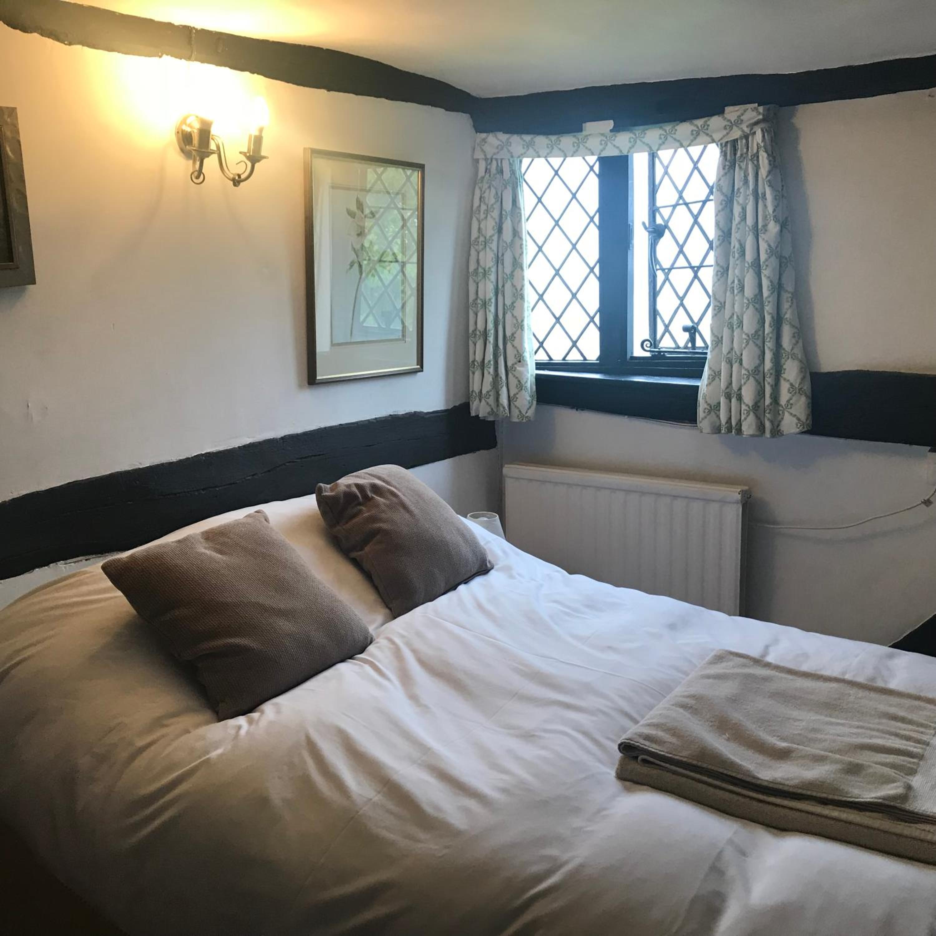 Double Room with Shared Bathroom photo 2