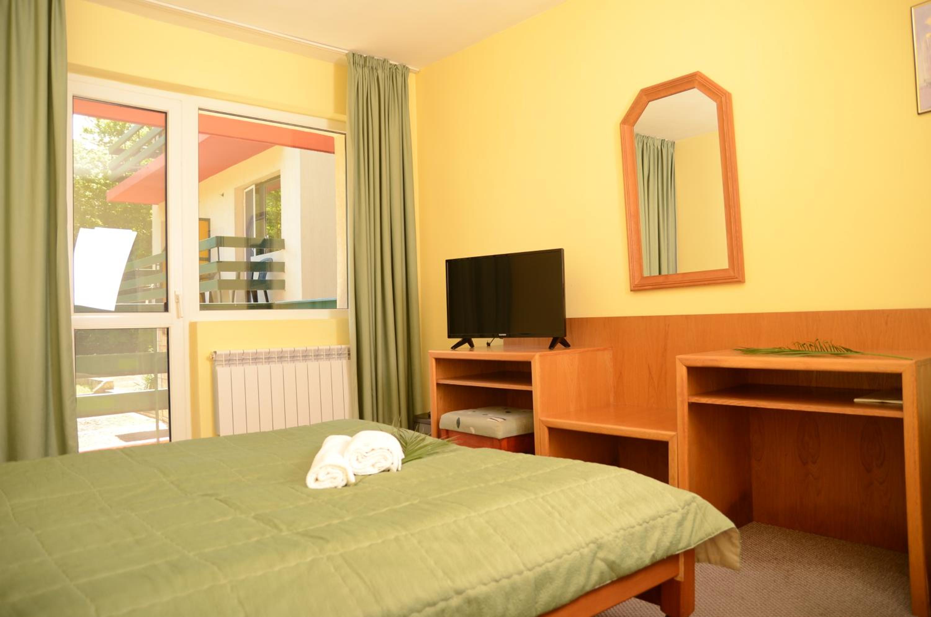 Single Room with Balcony photo 1