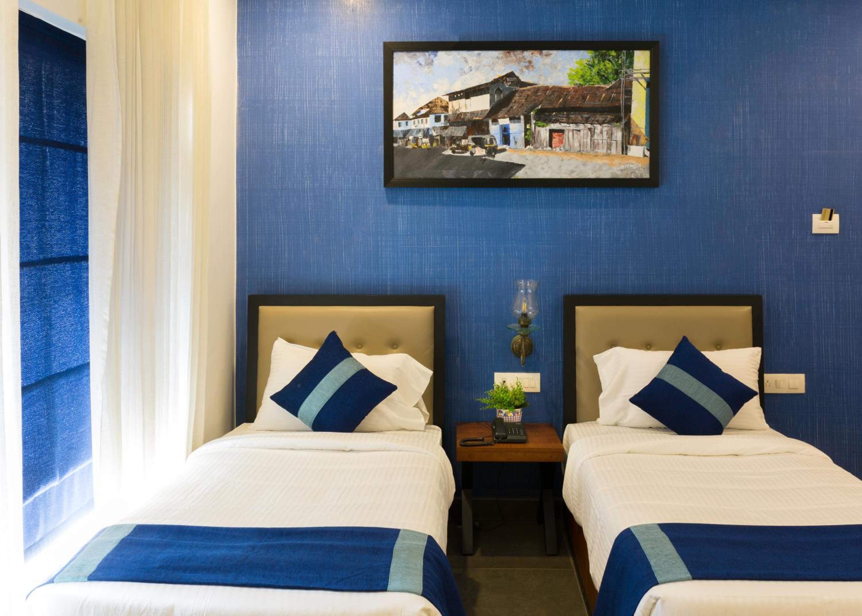 Standard Double Room with Fan - Photo 1