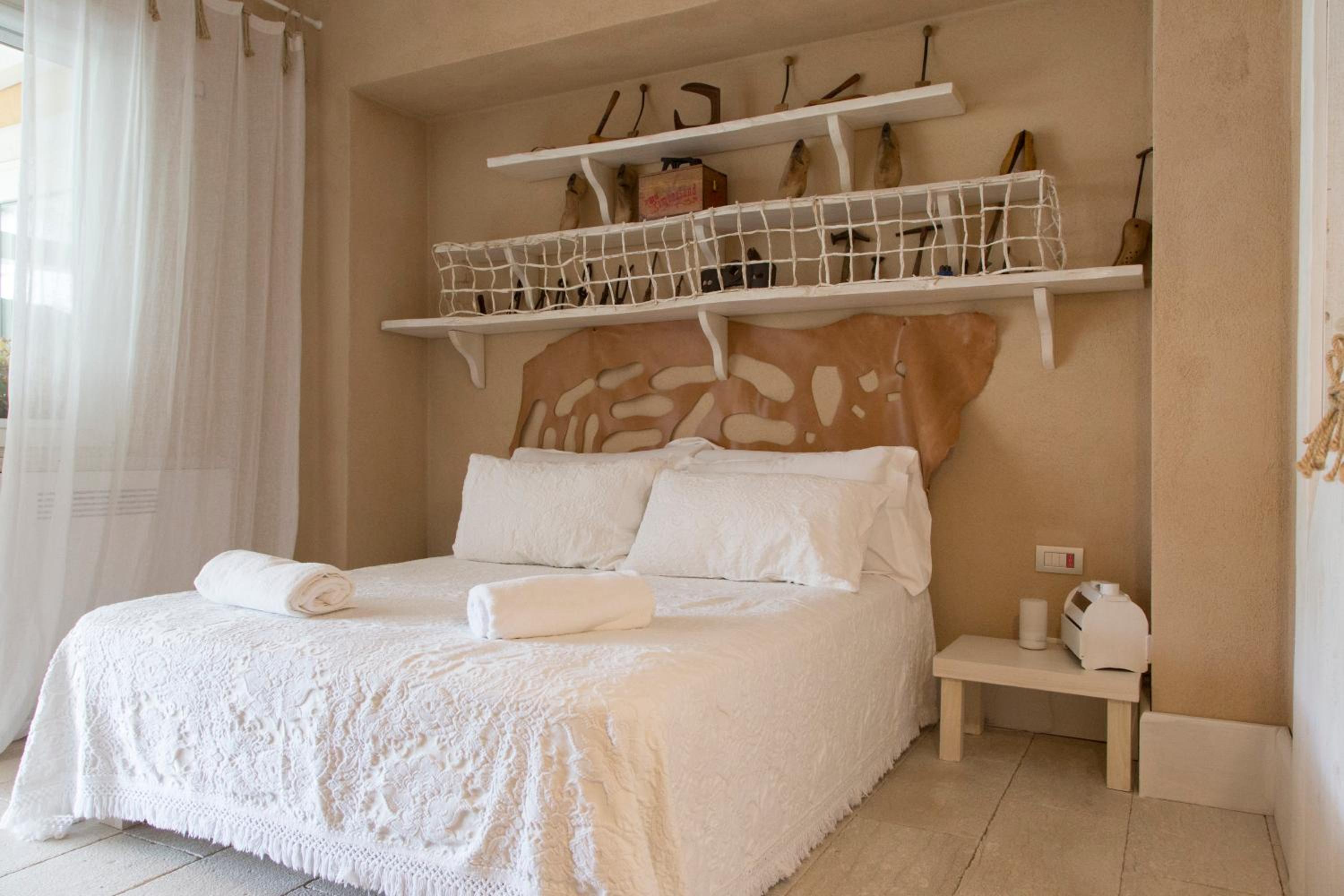 Standard Double Room photo 2