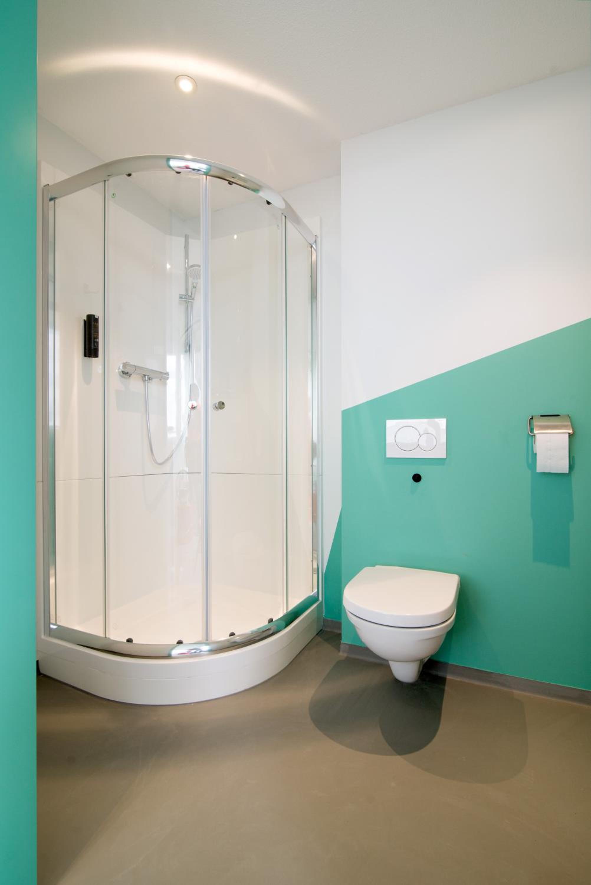 Twin Room with Private Bathroom