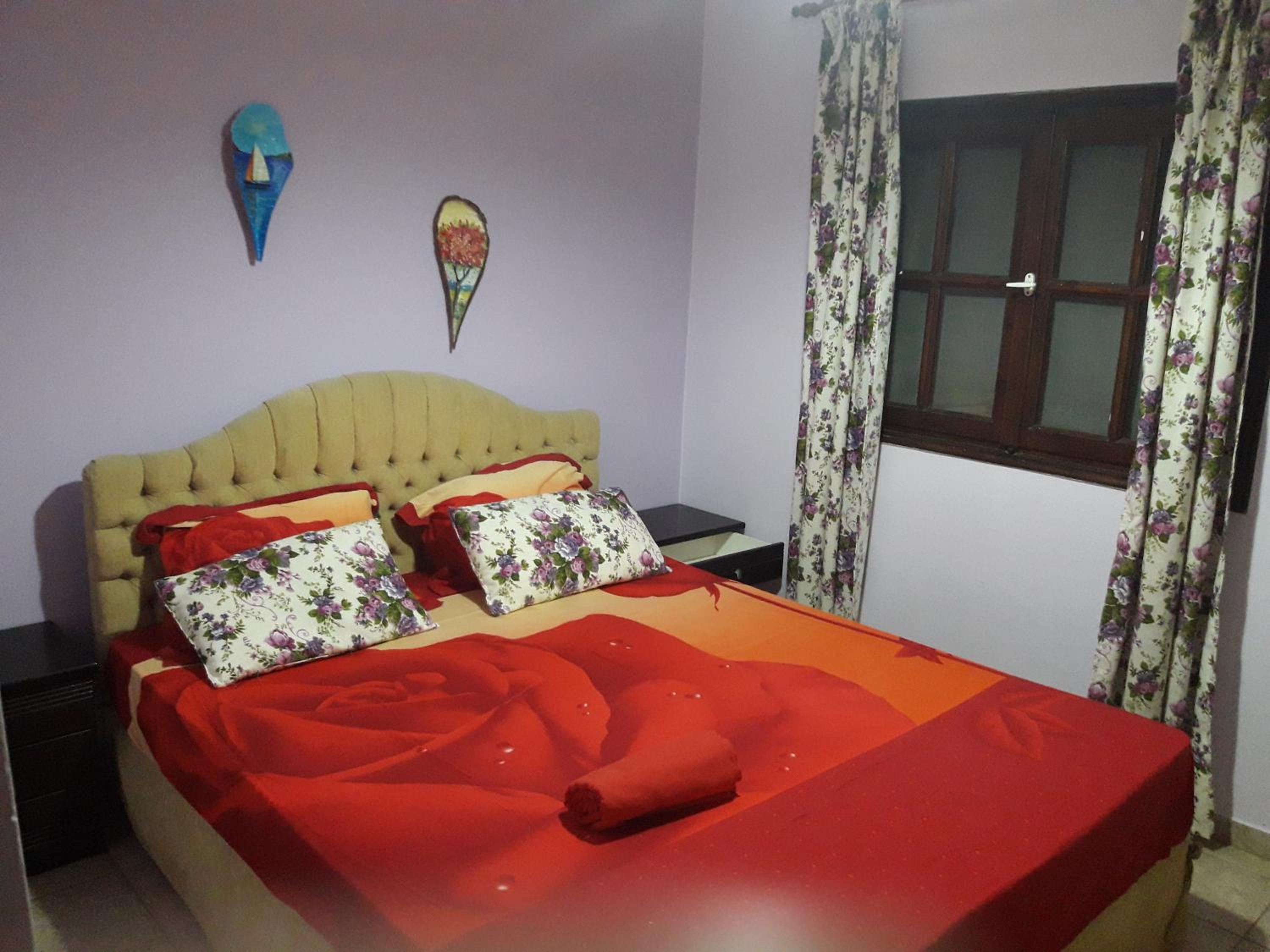 Two-Bedroom House photo 2