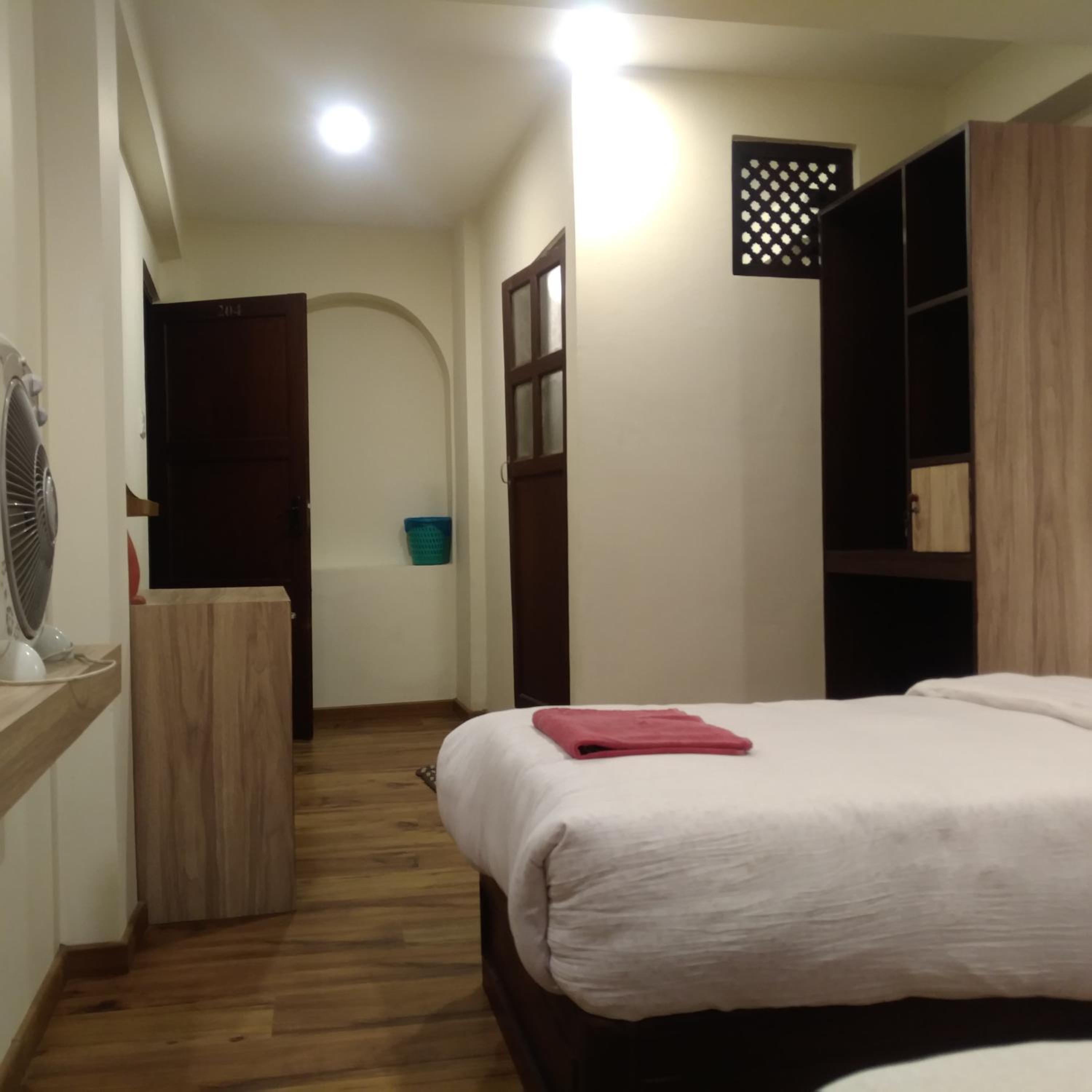 Standard Double or Twin Room photo 3