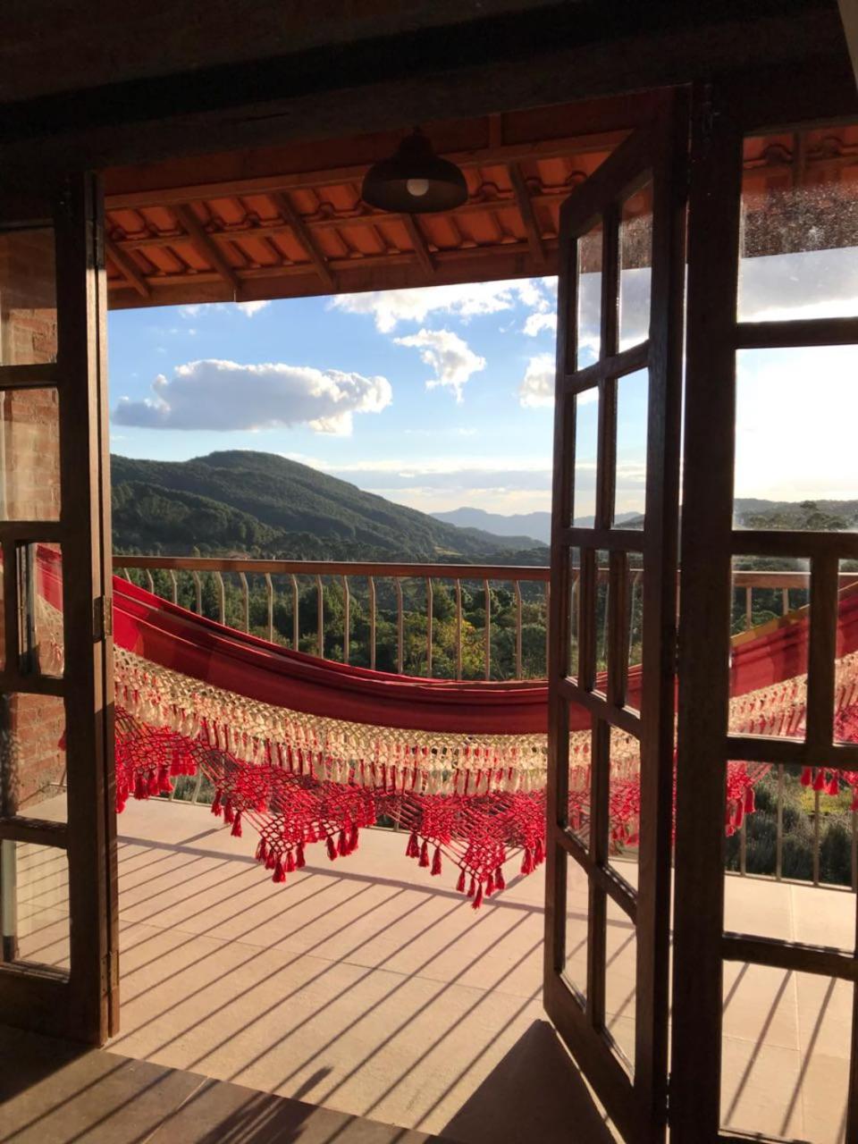Suite with Mountain View photo 2