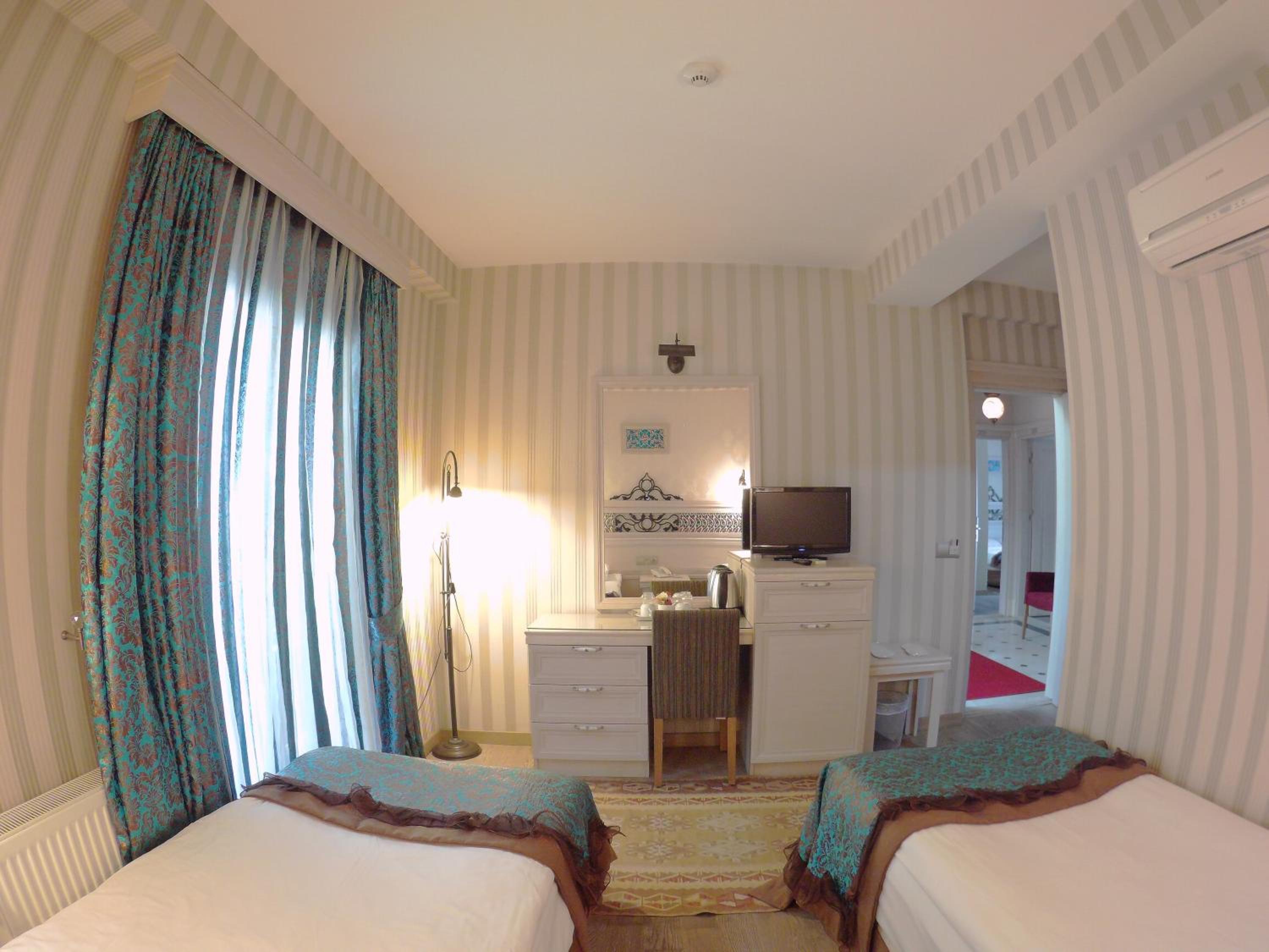 Standard Twin Room photo 3