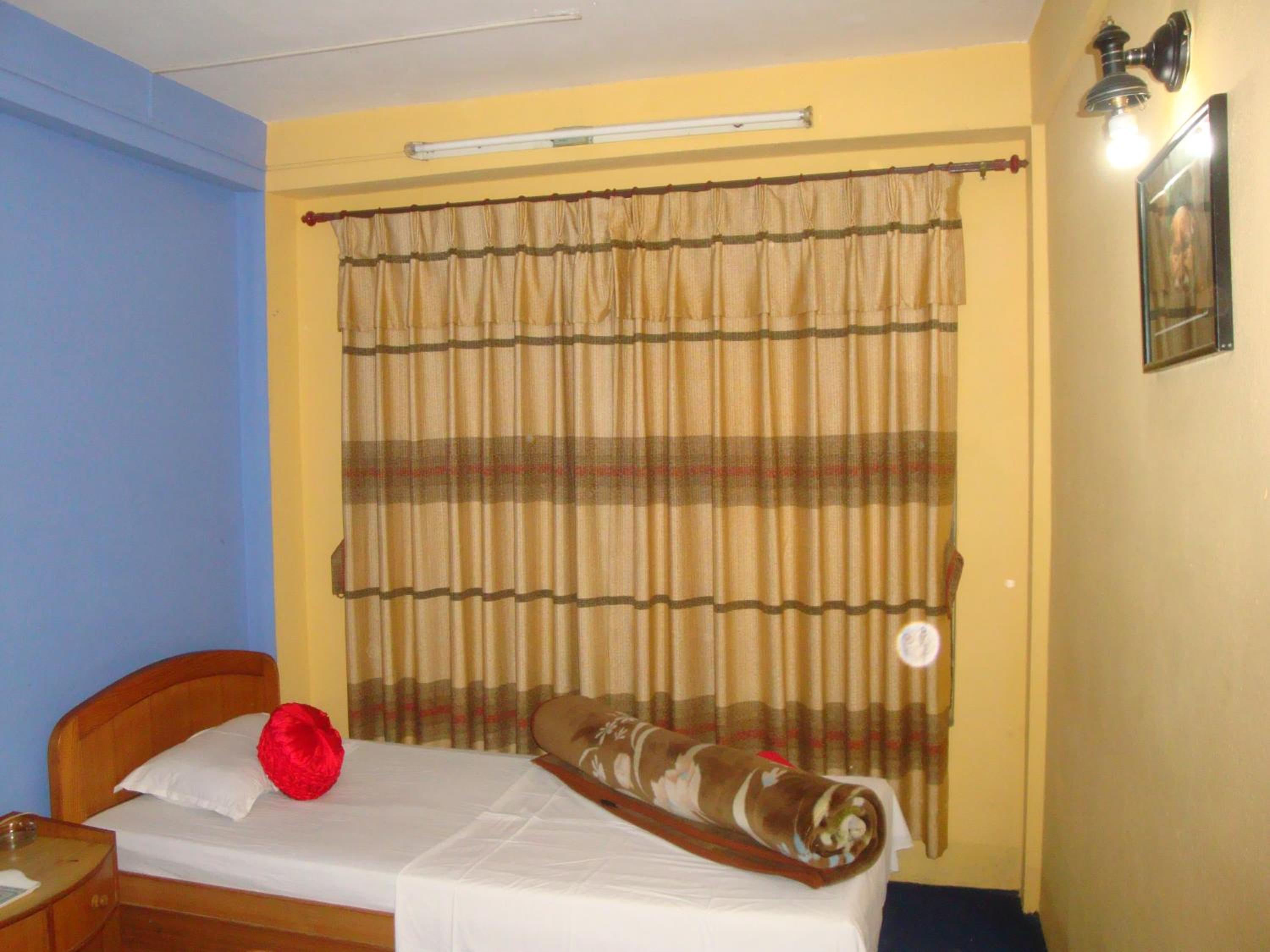 Twin Room with Private External Bathroom