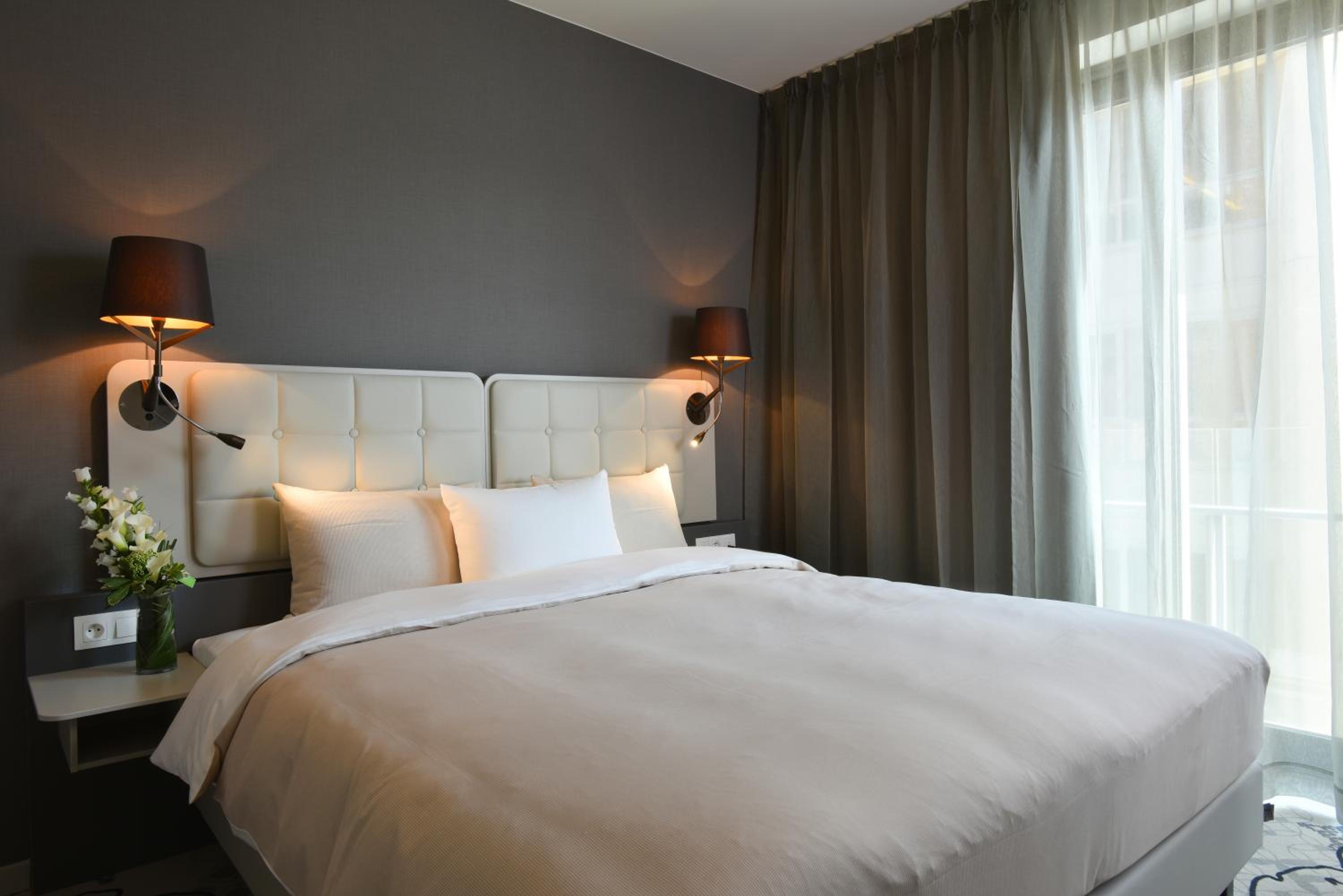 Deluxe Suite photo 1
