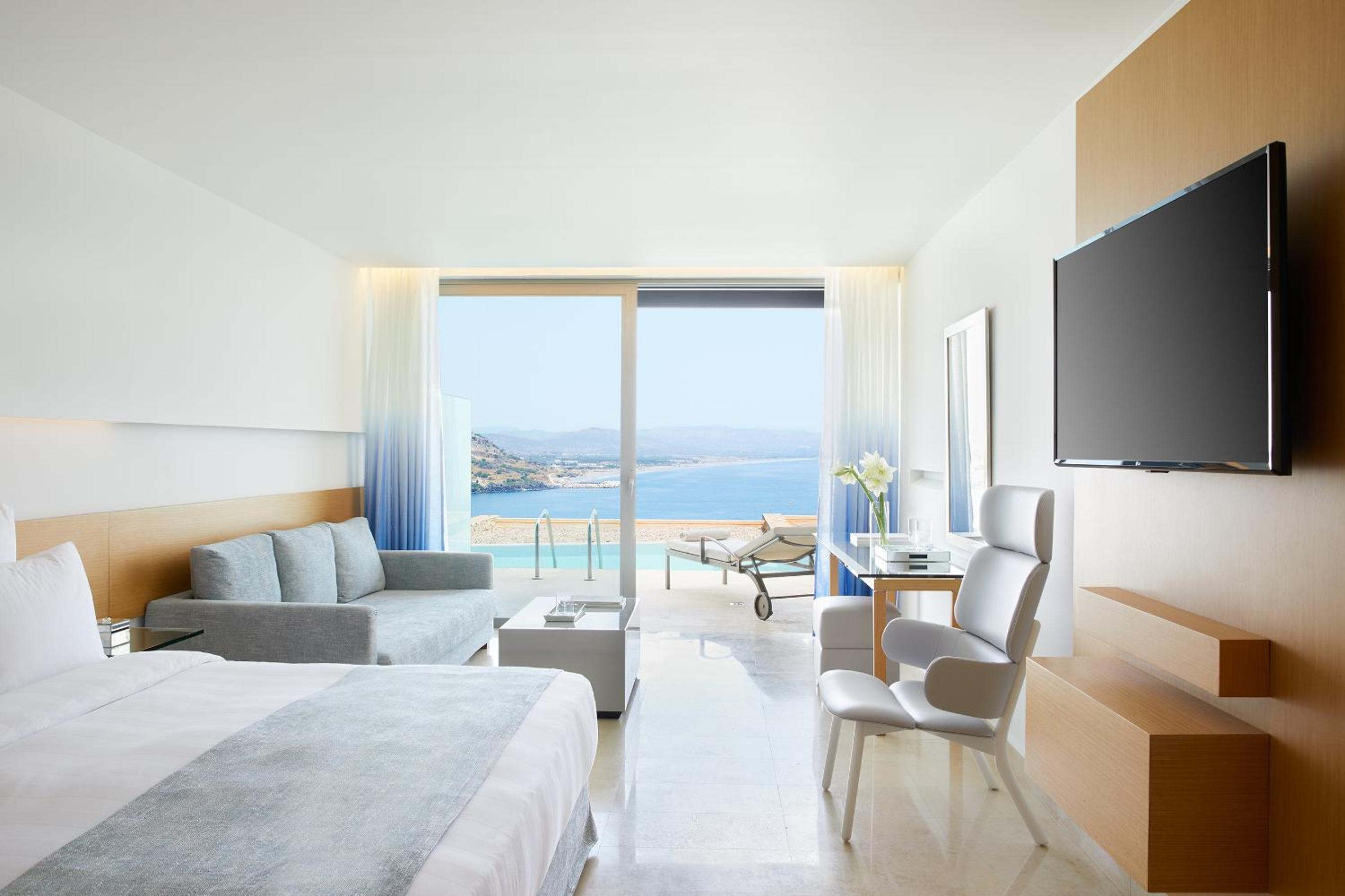 Junior Suite Sea View With Shared Pool