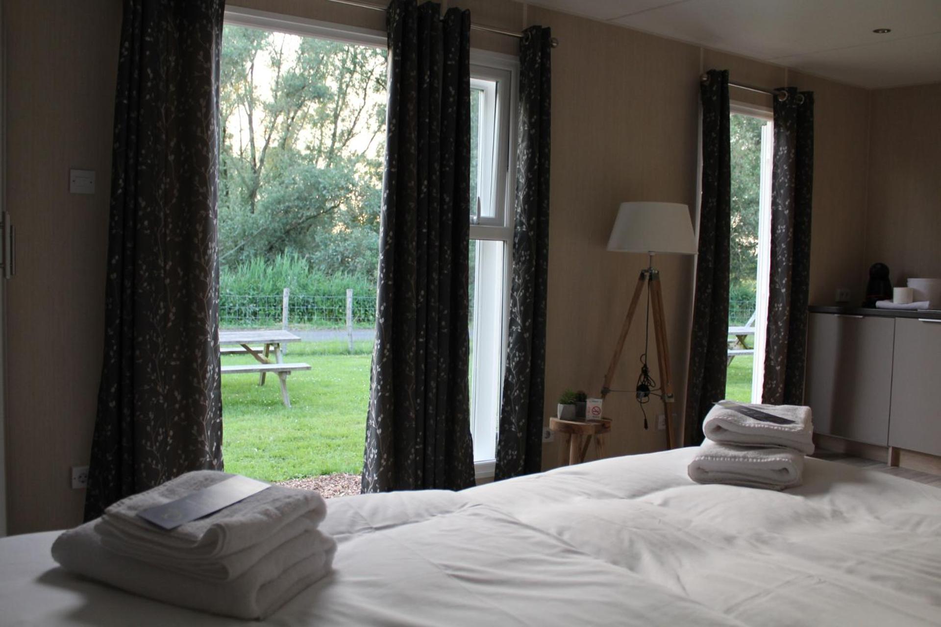 Budget Double Room - Photo 7