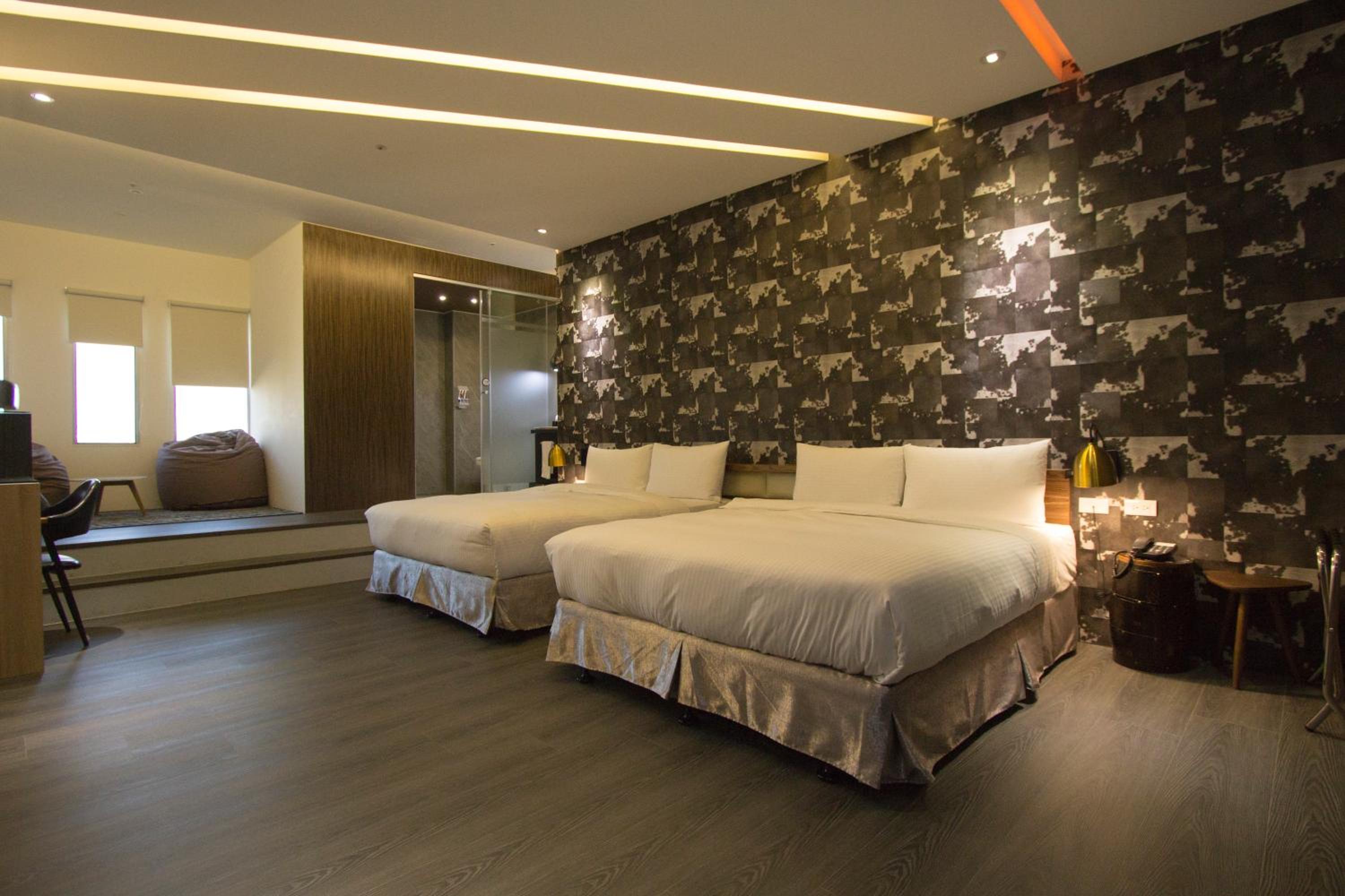 Deluxe Quadruple Room