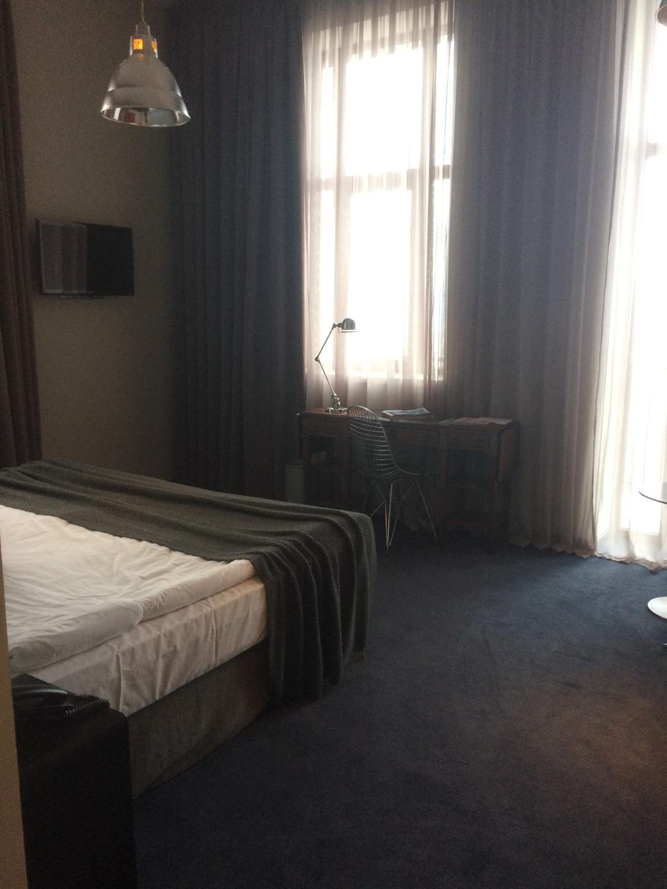 Double or Twin Room with City View photo 3