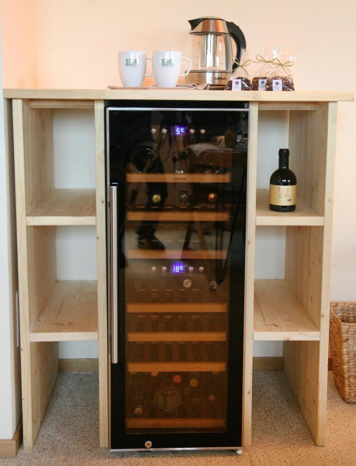 Queen Suite - Photo 11