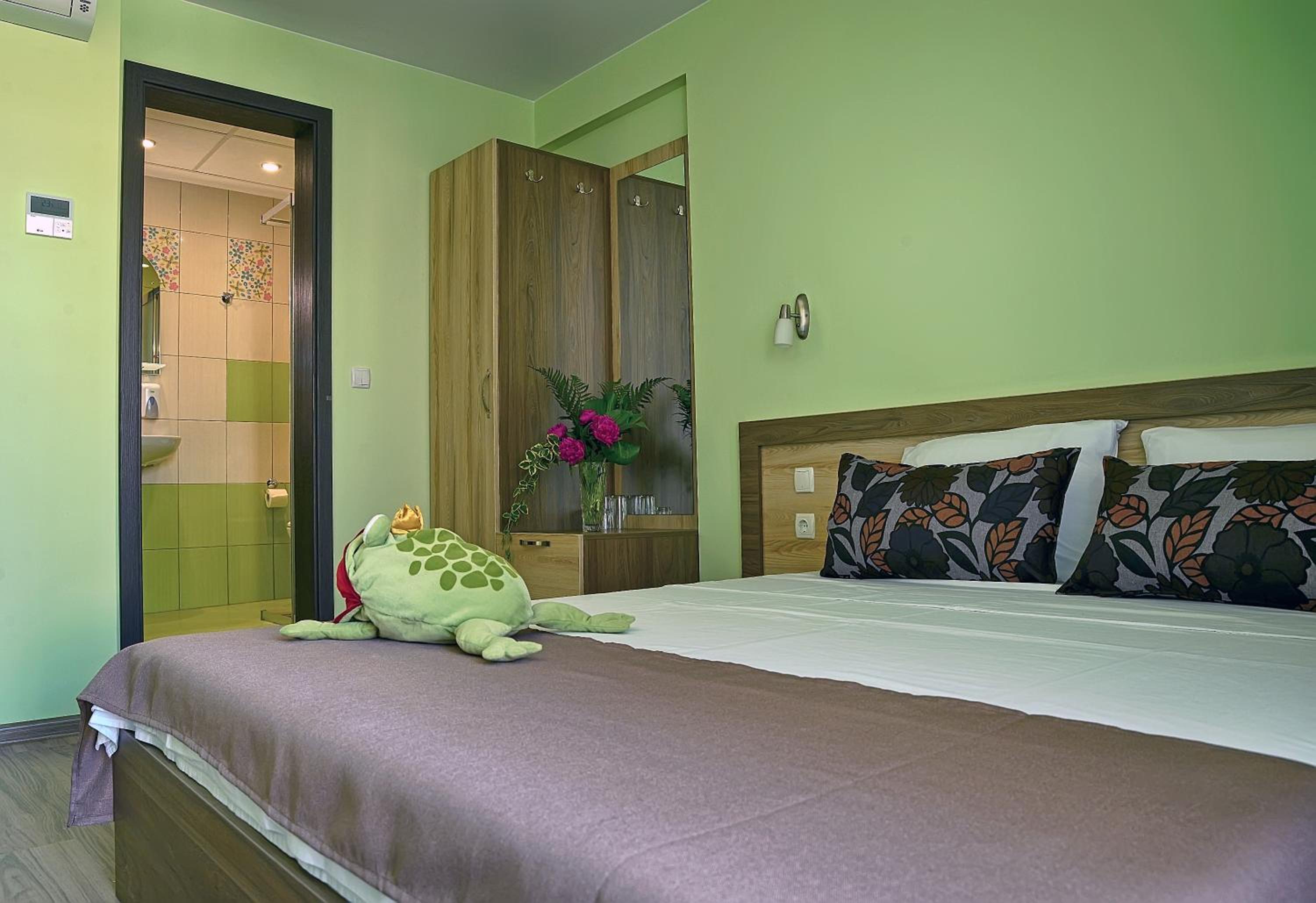 Double Room with Balcony (no Kitchen)