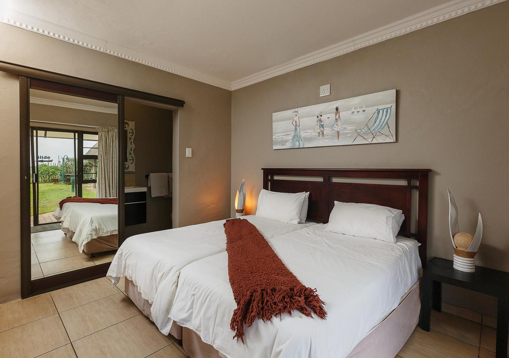 Classic Double Room with Shower, not sea facing  - Photo 1