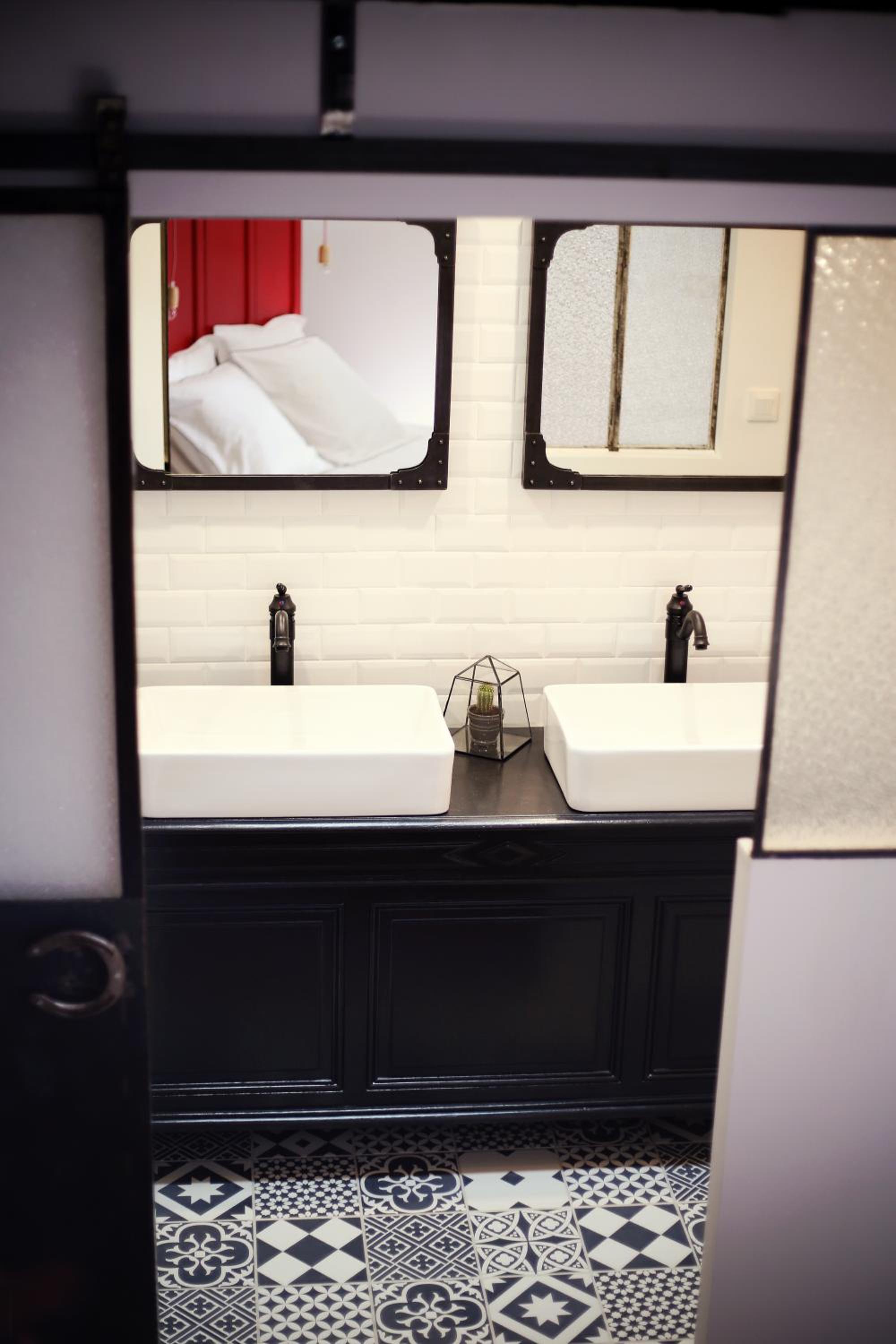 Double Room with Private Bathroom photo 2