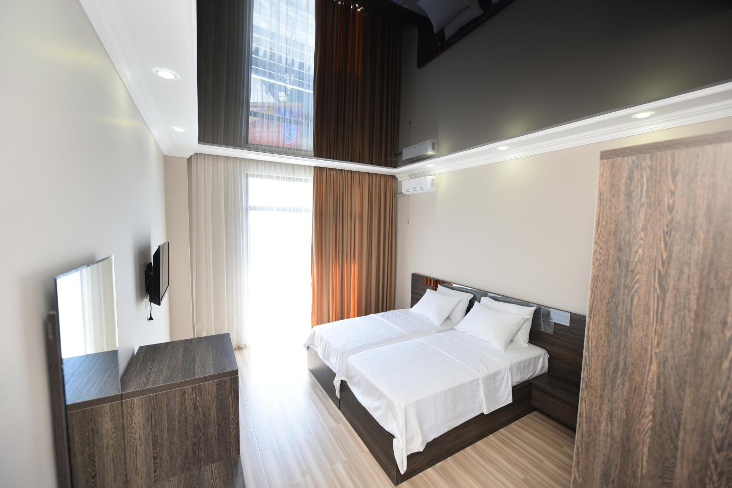 Standard Twin Room photo 3