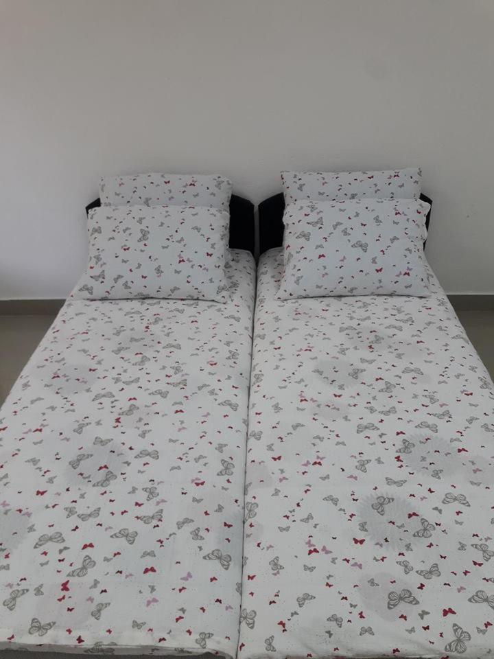 One-Bedroom House photo 2