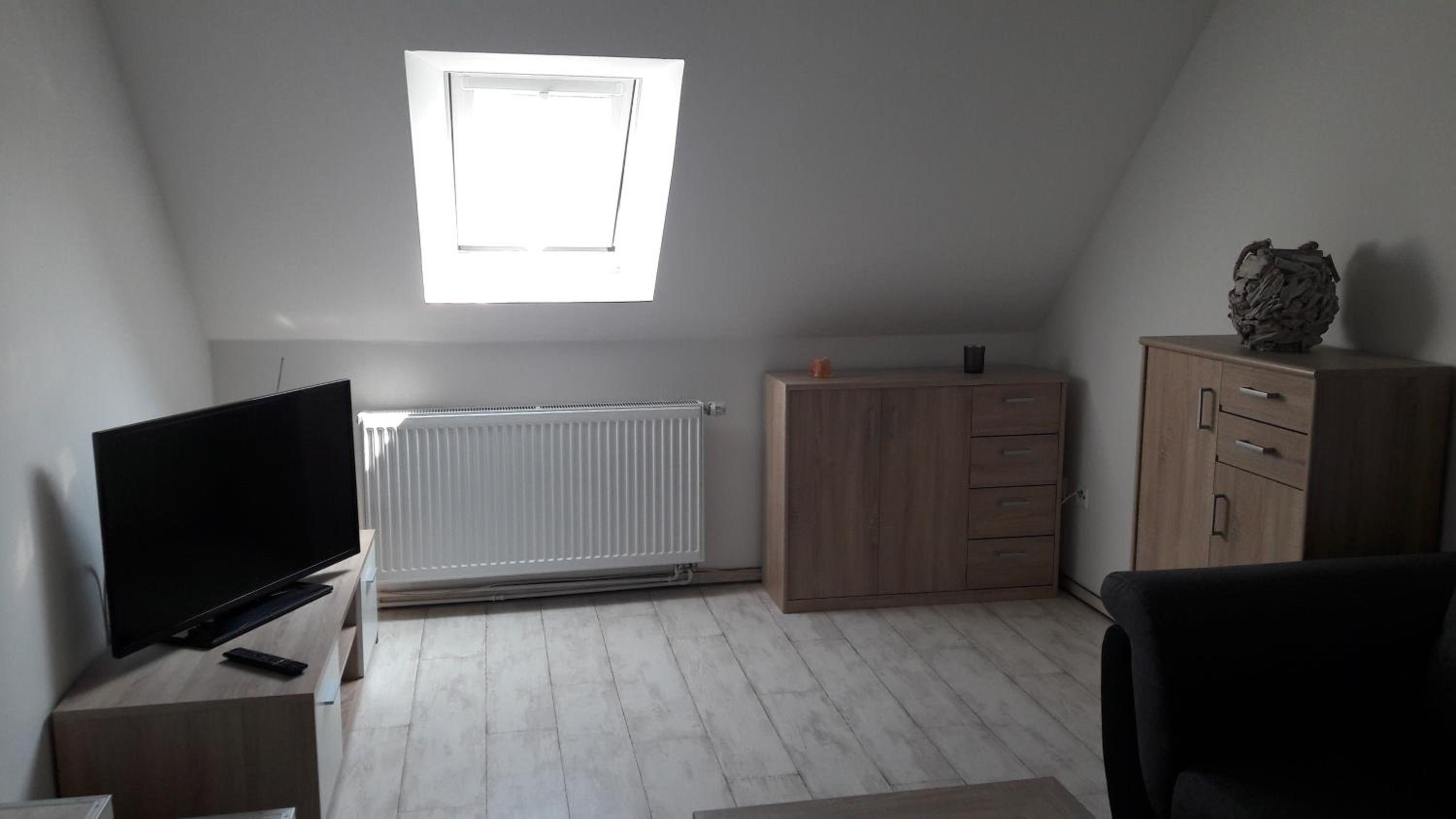 One-Bedroom Apartment - Photo 20