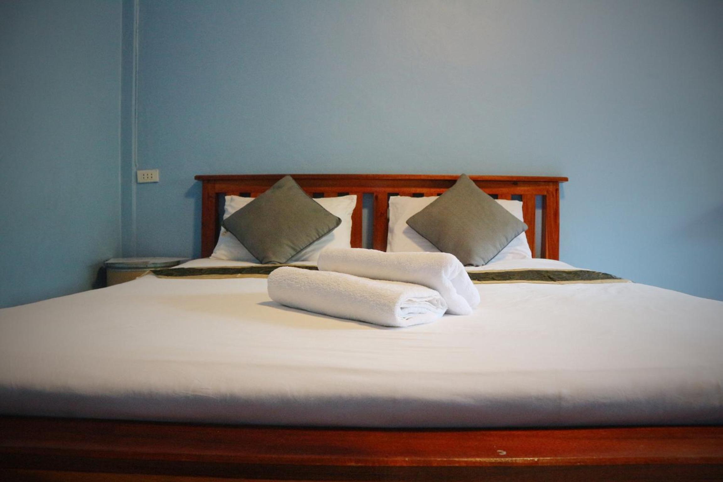 Small Double Room photo 1