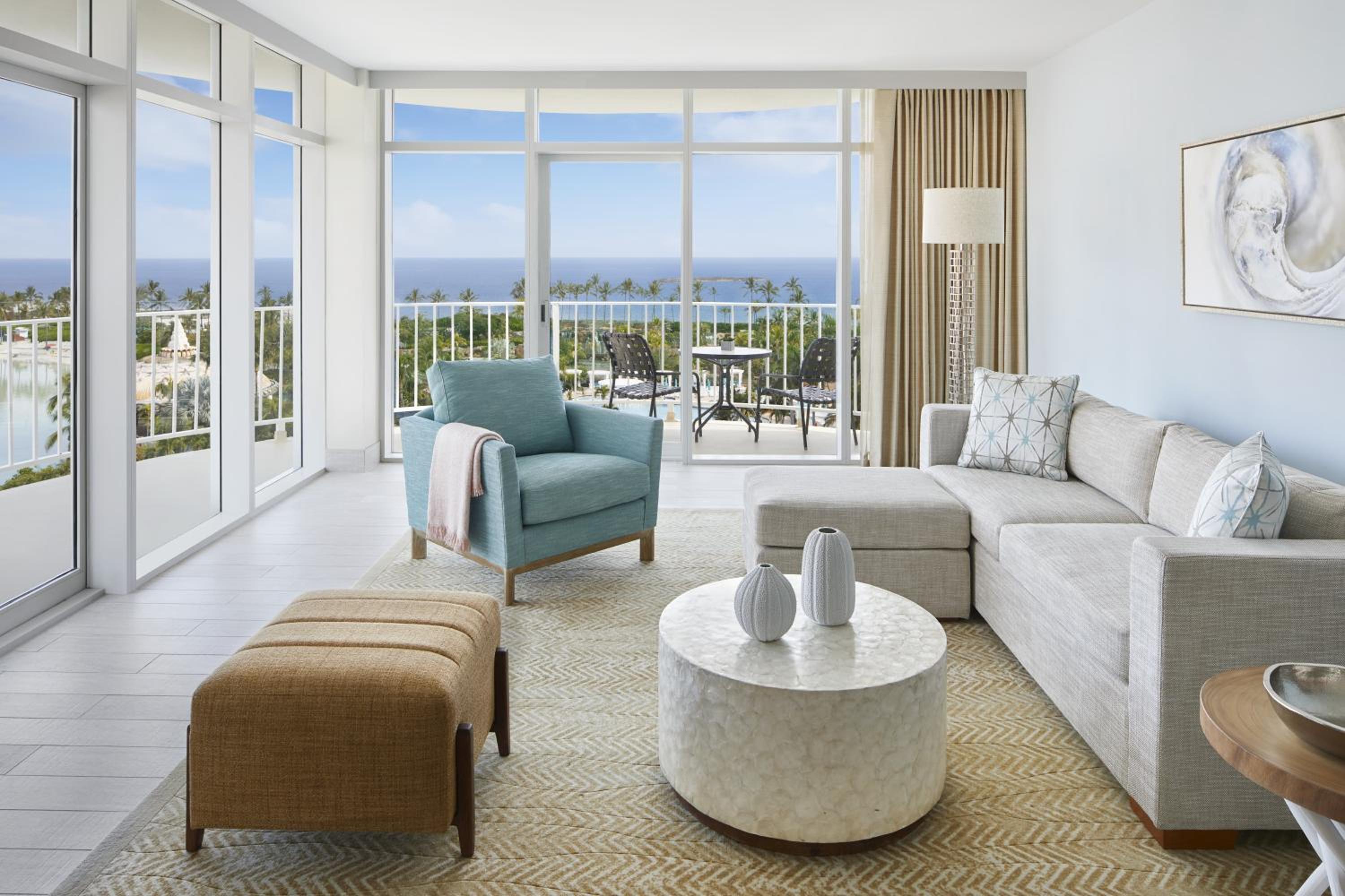 Premium 1 Bedroom Regal Suite photo 2