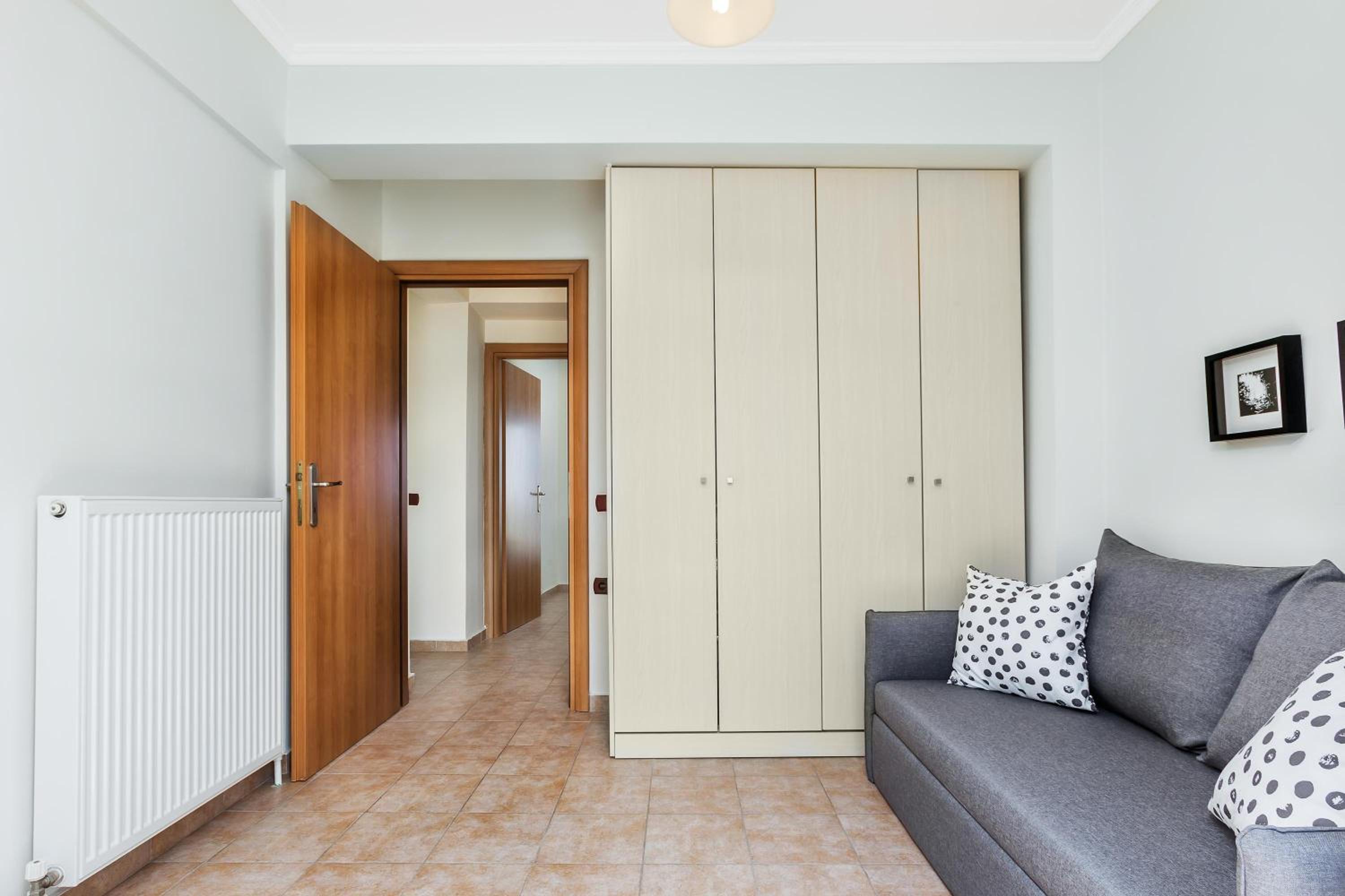 Three-Bedroom House photo 2