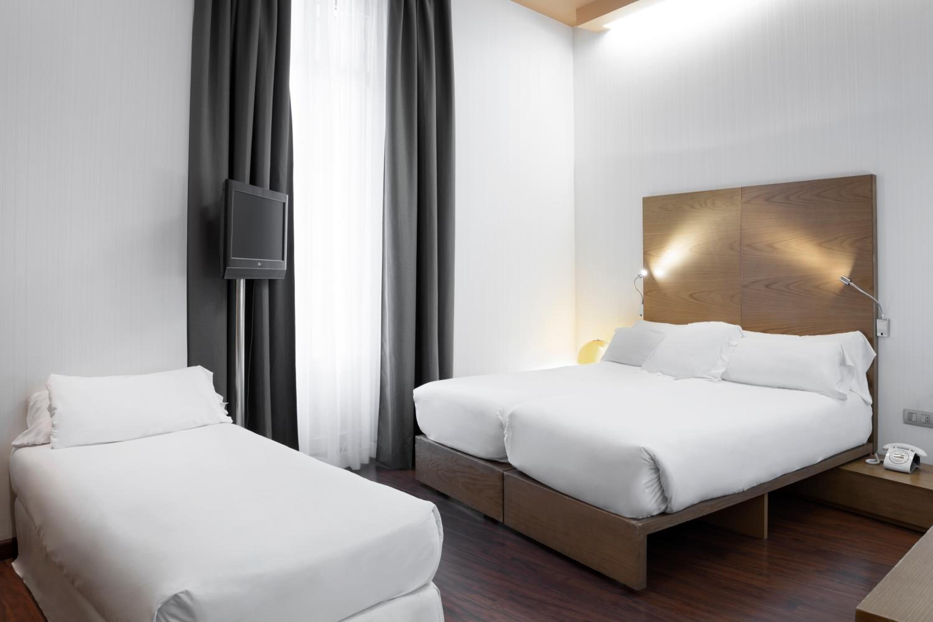 Triple Room photo 2