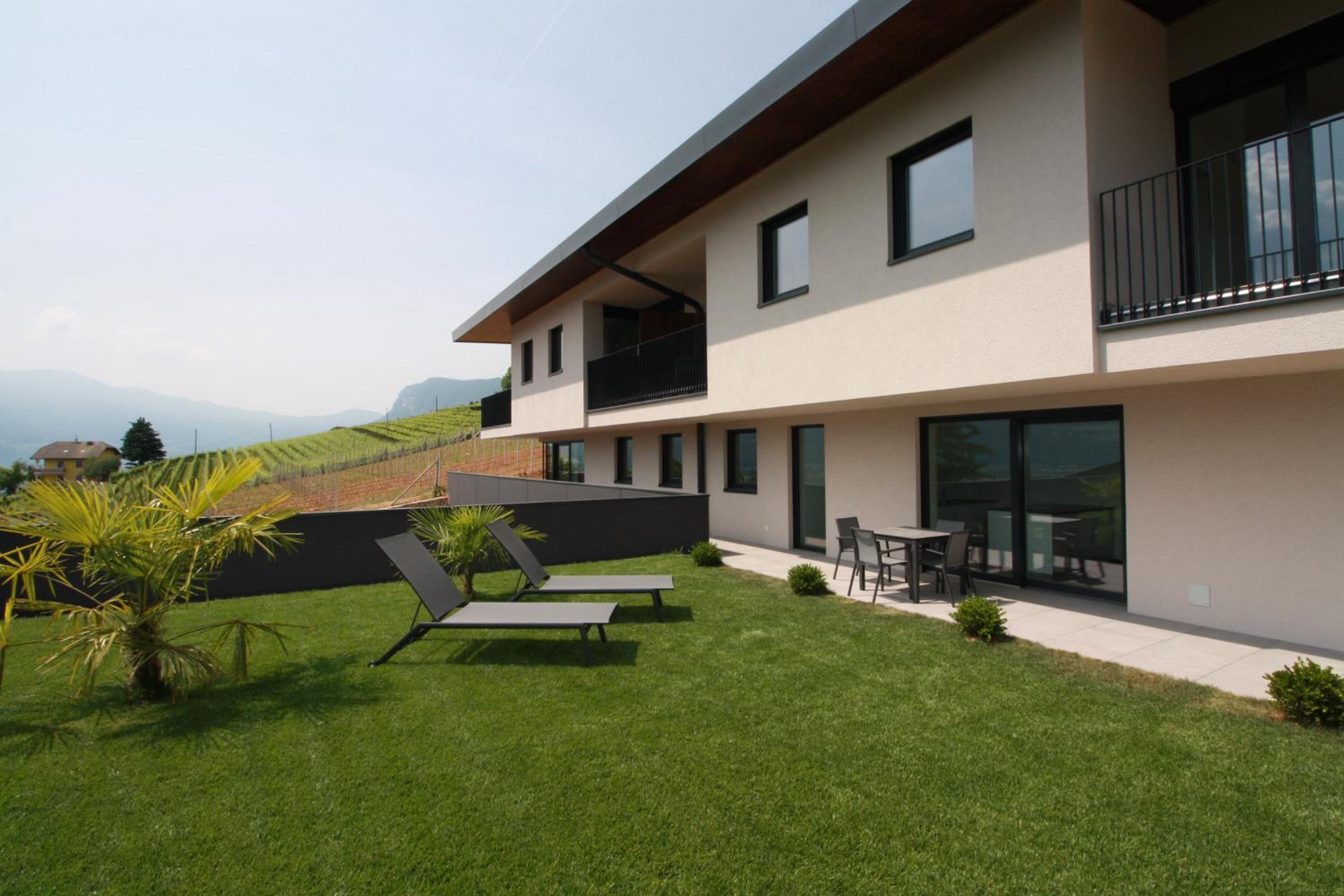 Apartment with Garden View photo 2