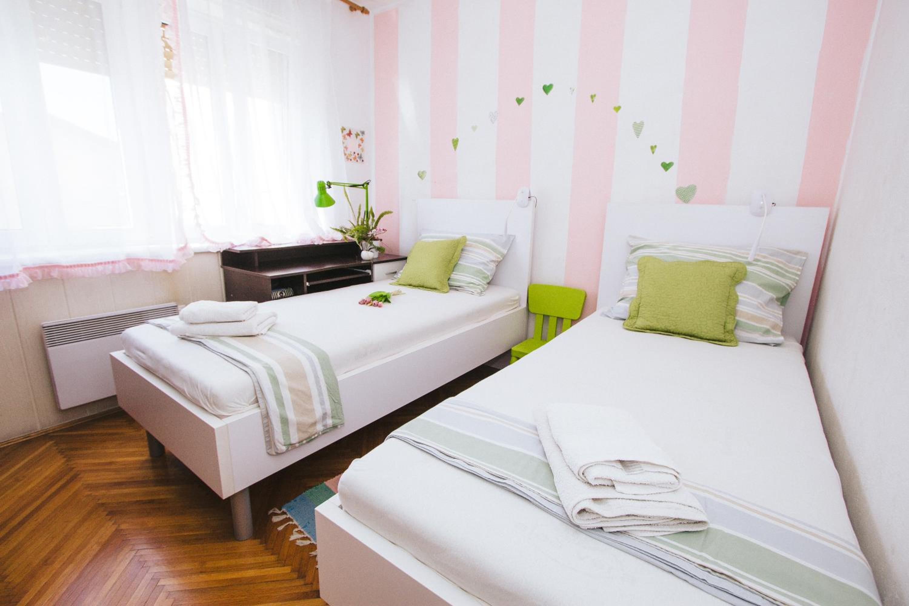 Two-Bedroom Apartment - Photo 9