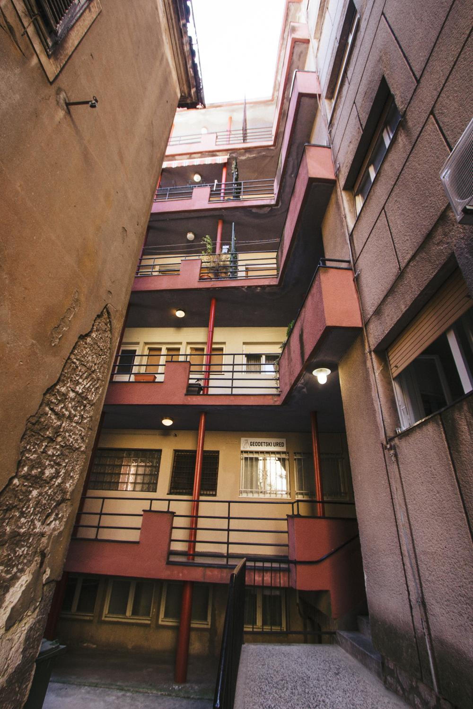 Two-Bedroom Apartment - Photo 18