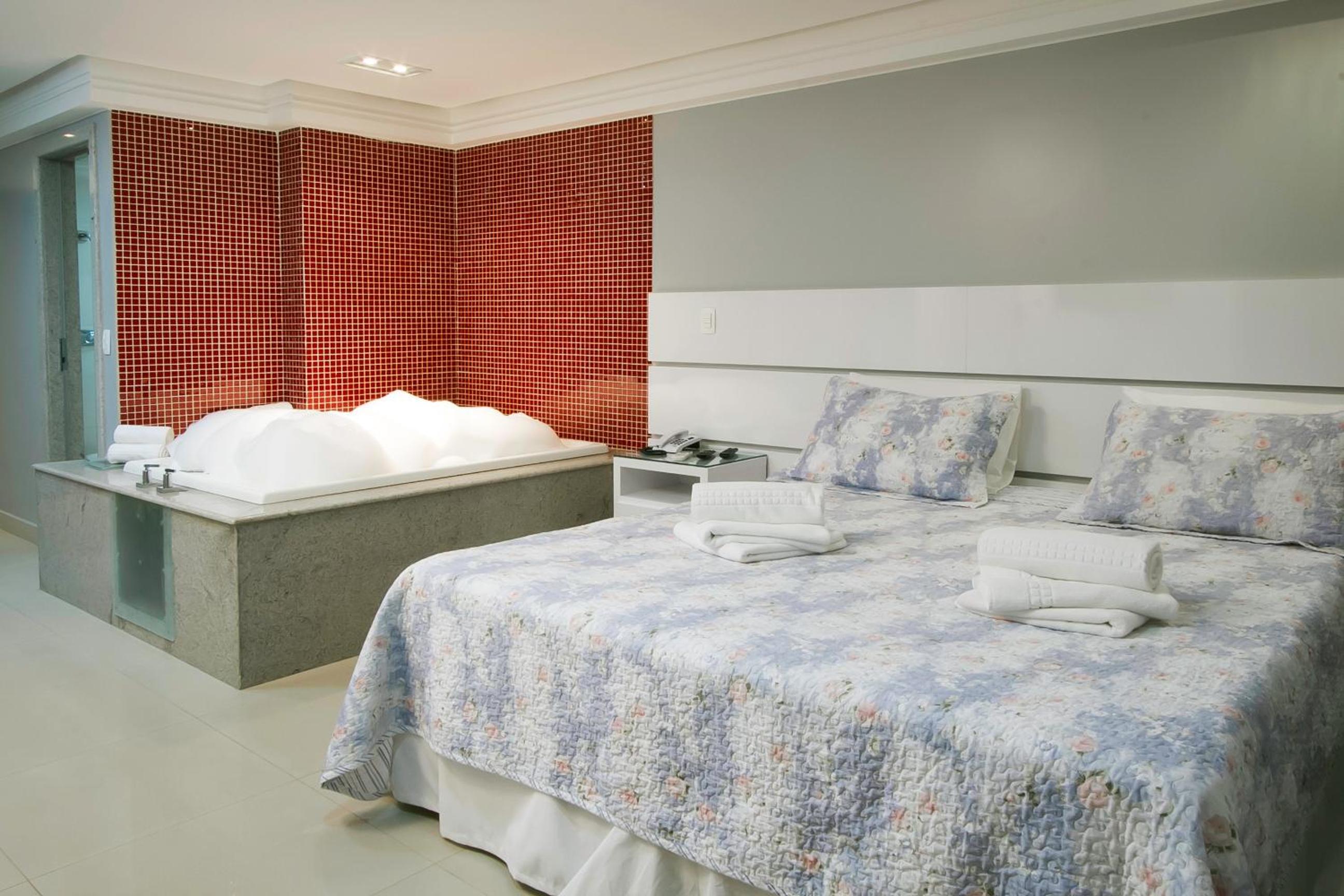 Double Room with Spa Bath photo 1