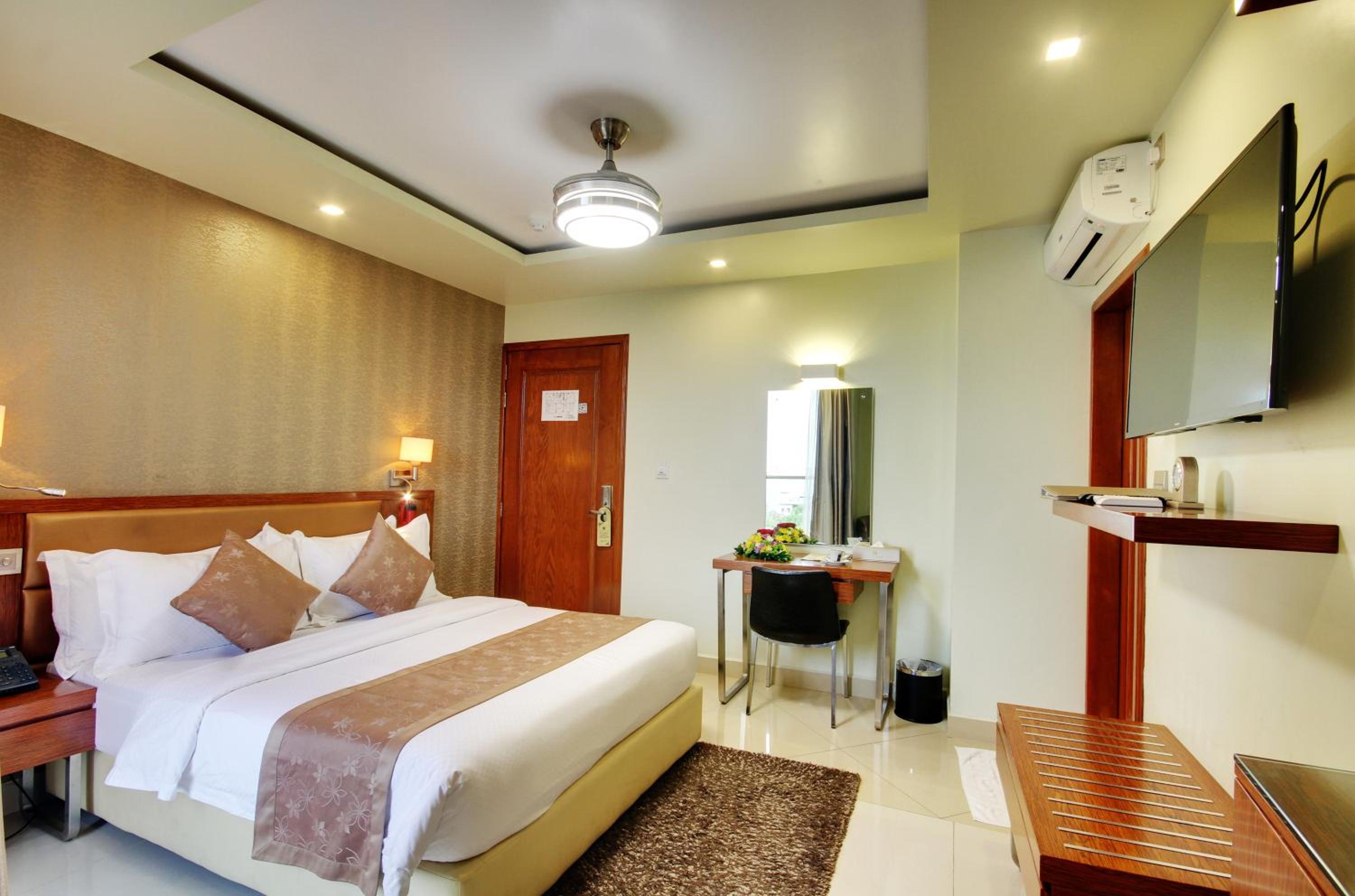 Suite with Sea View (Free Return Airport Transfer, 10% off on Food & Beverage and Spa)
