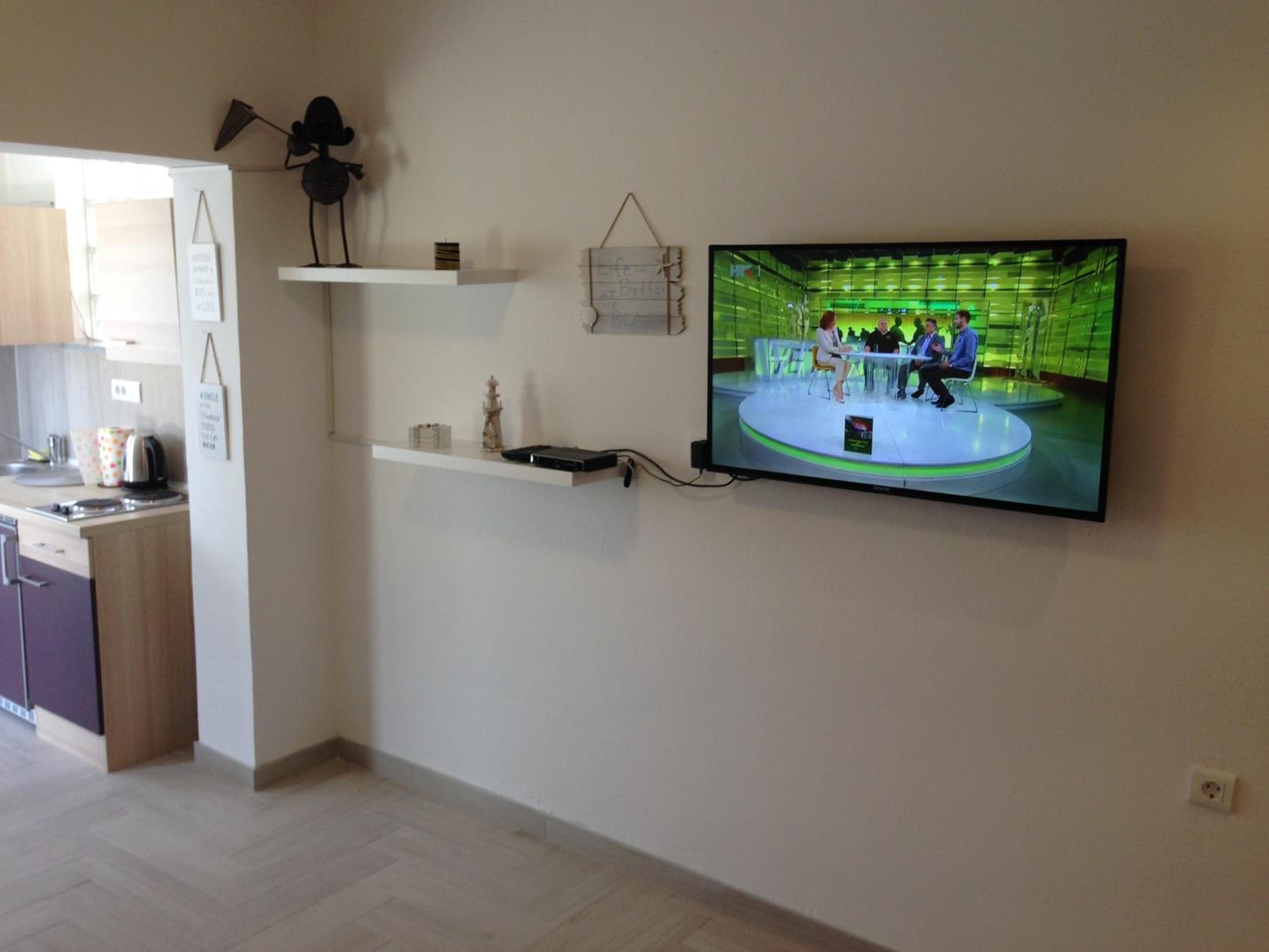 Studio Apartment photo 1