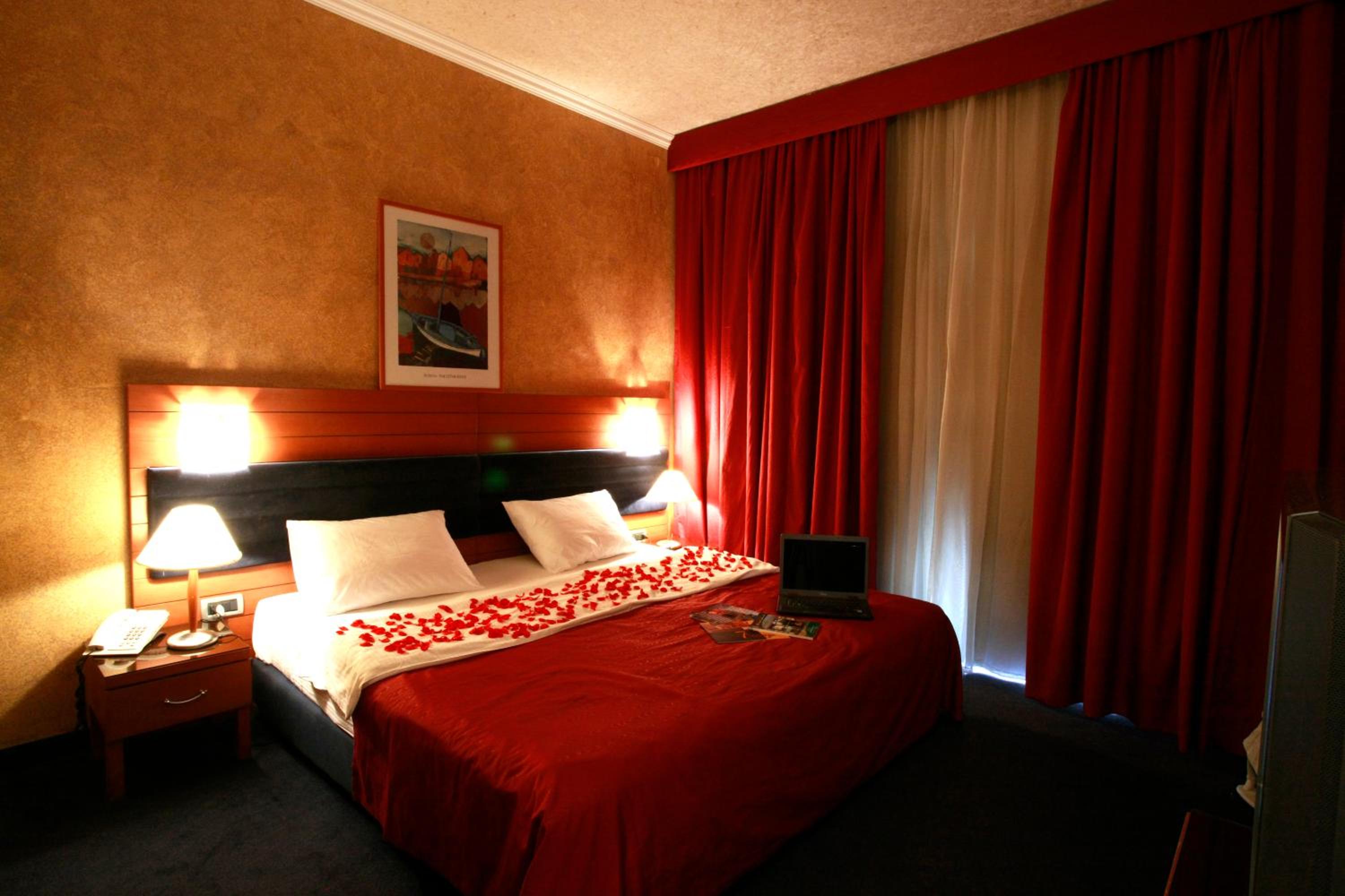 Standard Double Room - Photo 5