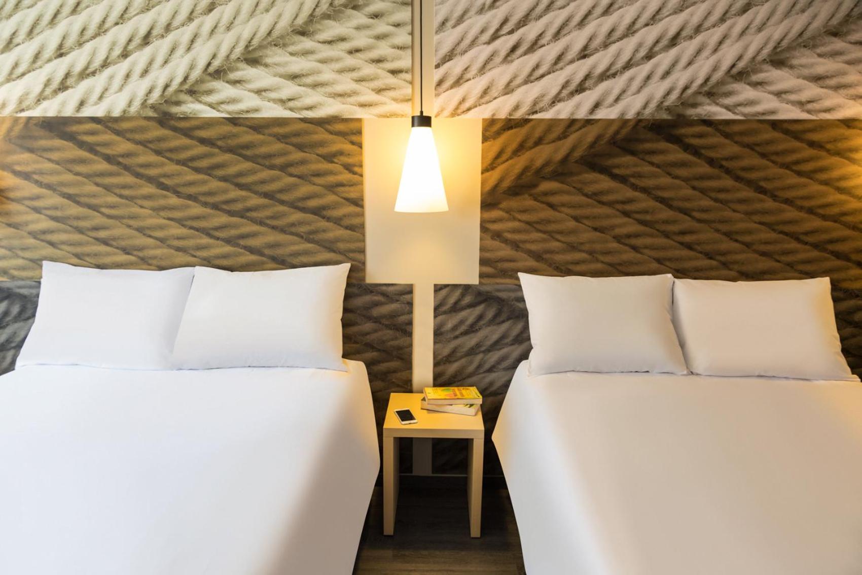 Standard Room with Twin Double Beds