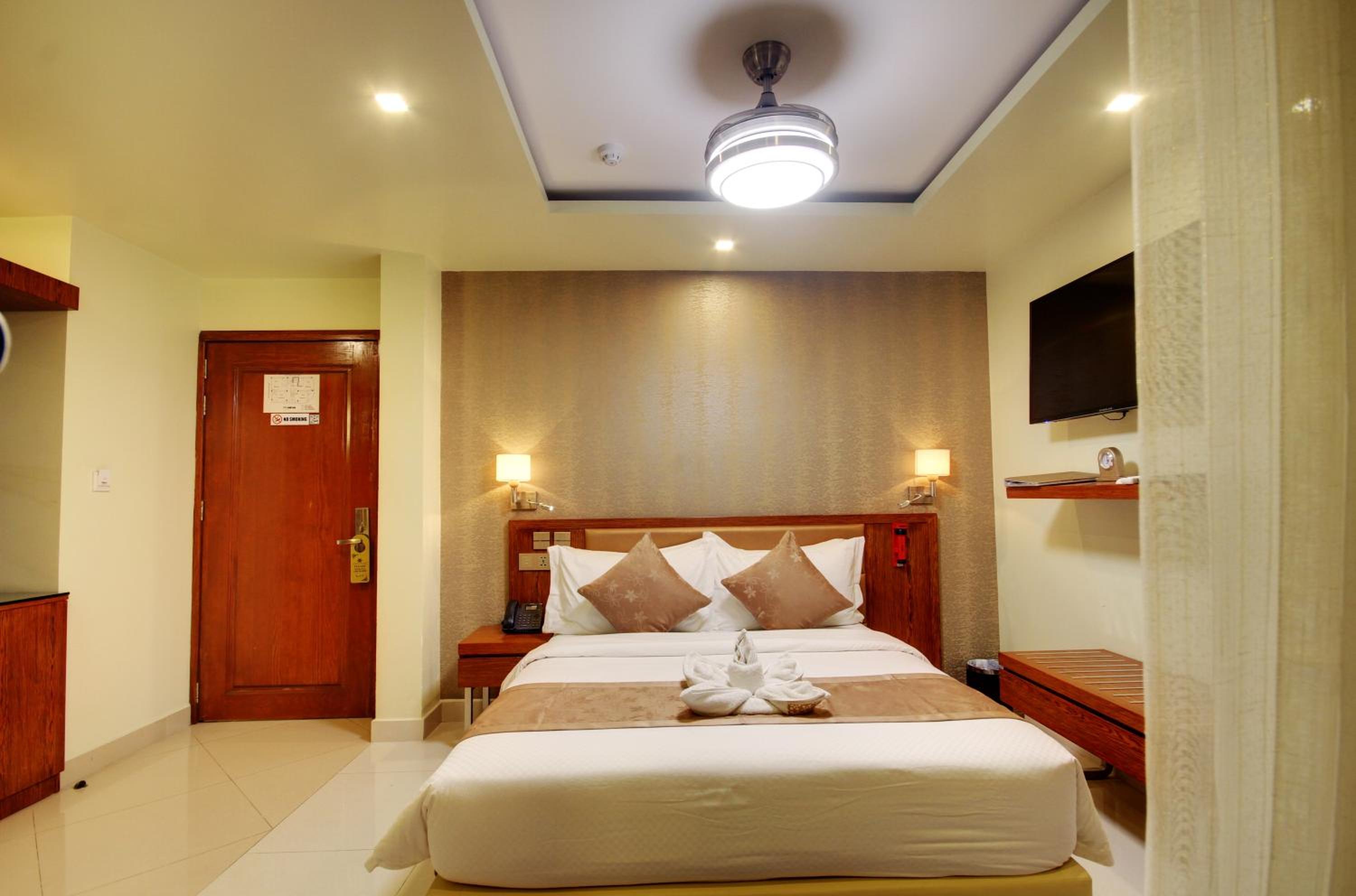 Executive Double Room (Free Return Airport Transfer, 10% off on Food & Beverage and Spa)