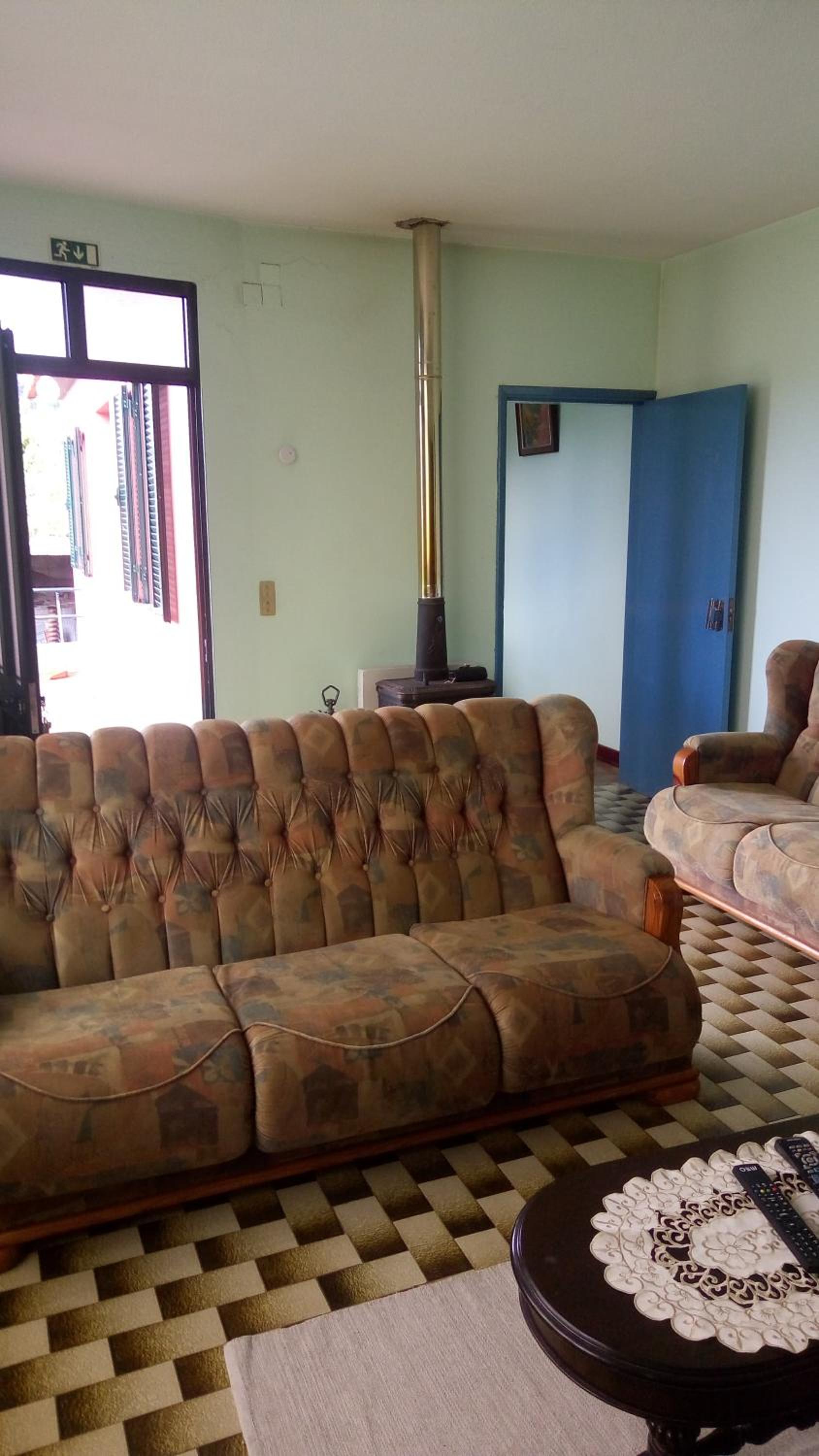 Three-Bedroom House photo 2