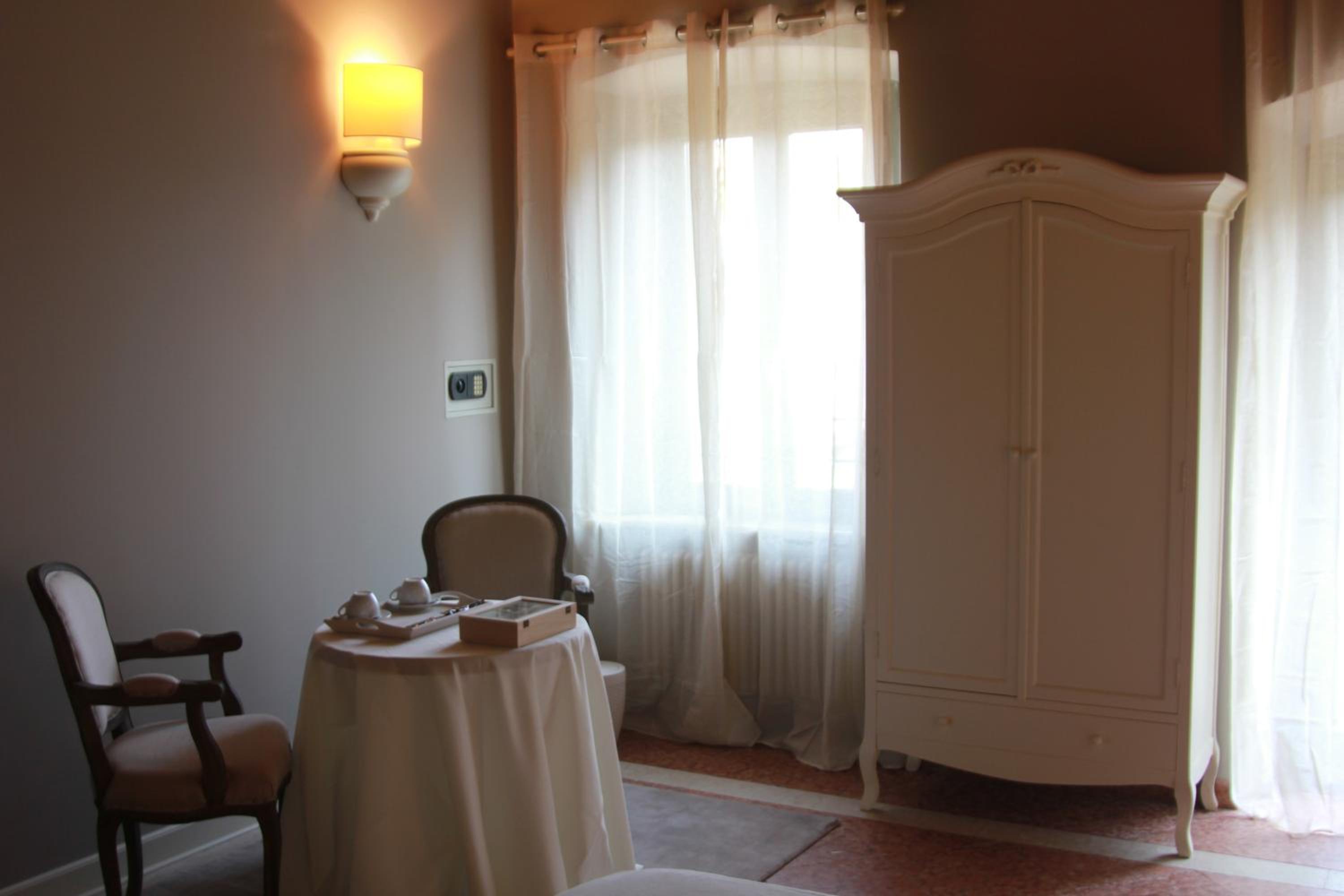 Superior Queen Room photo 2