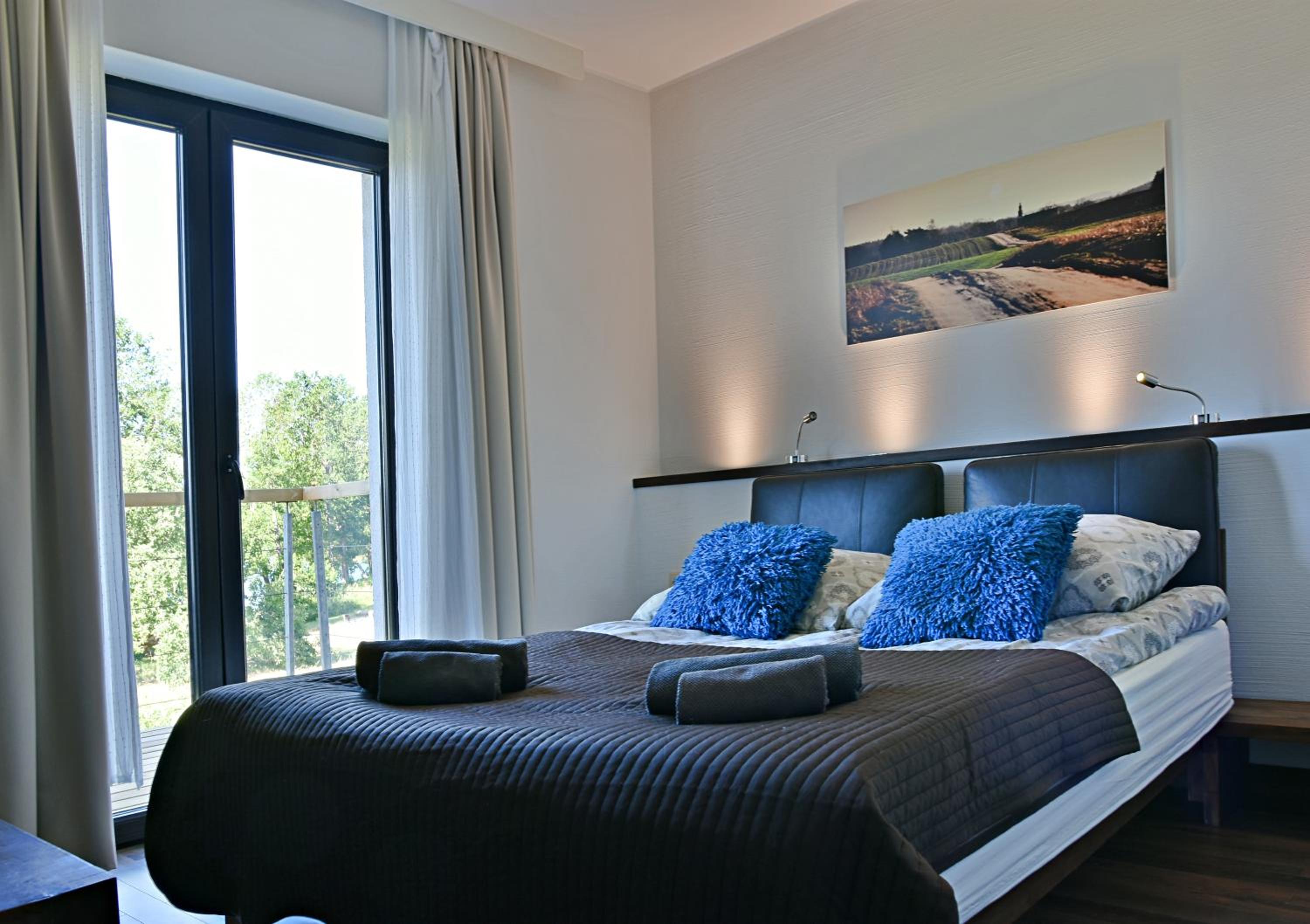 Double Room with Lake View photo 2