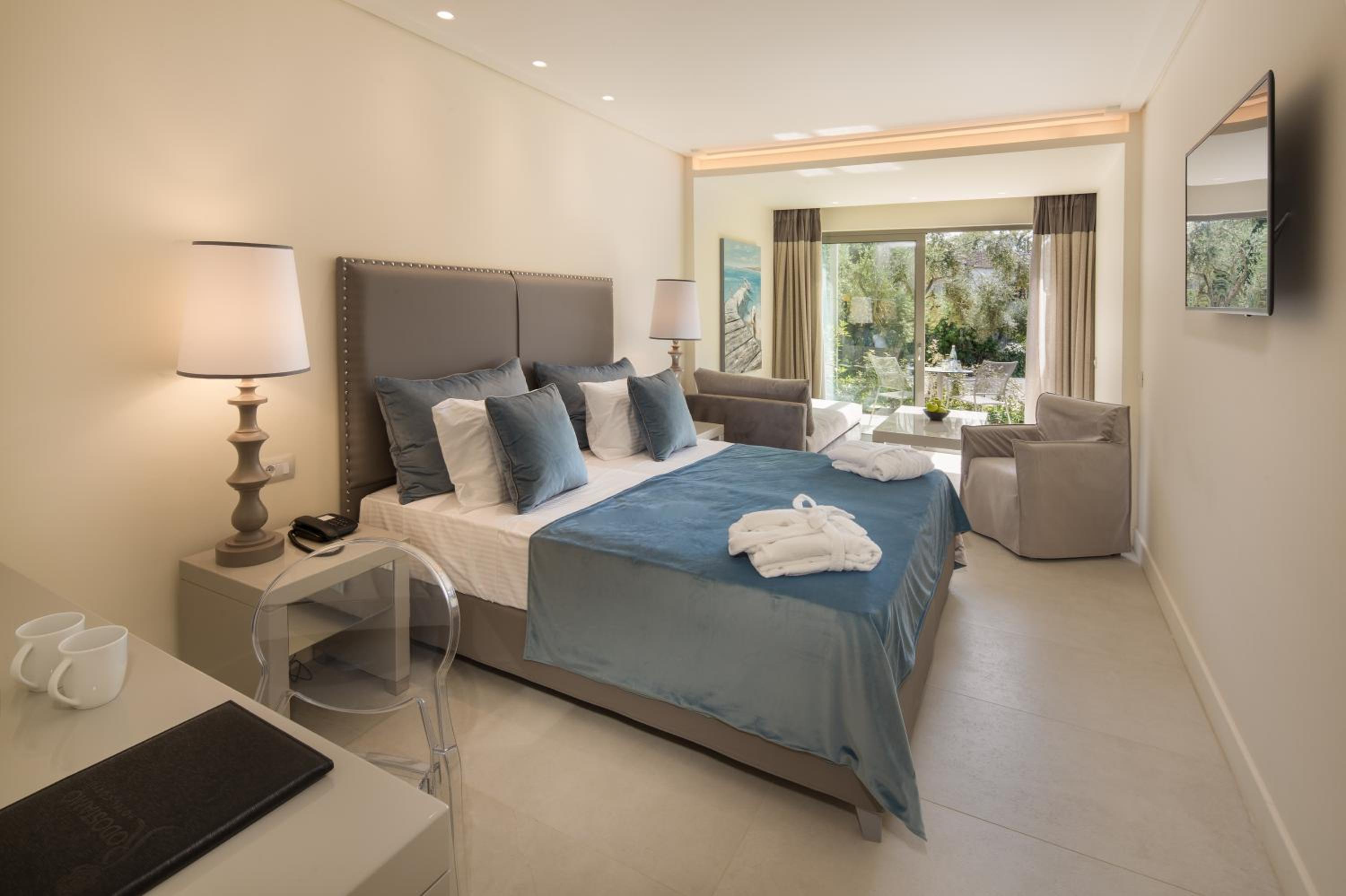 Deluxe Room with Garden View