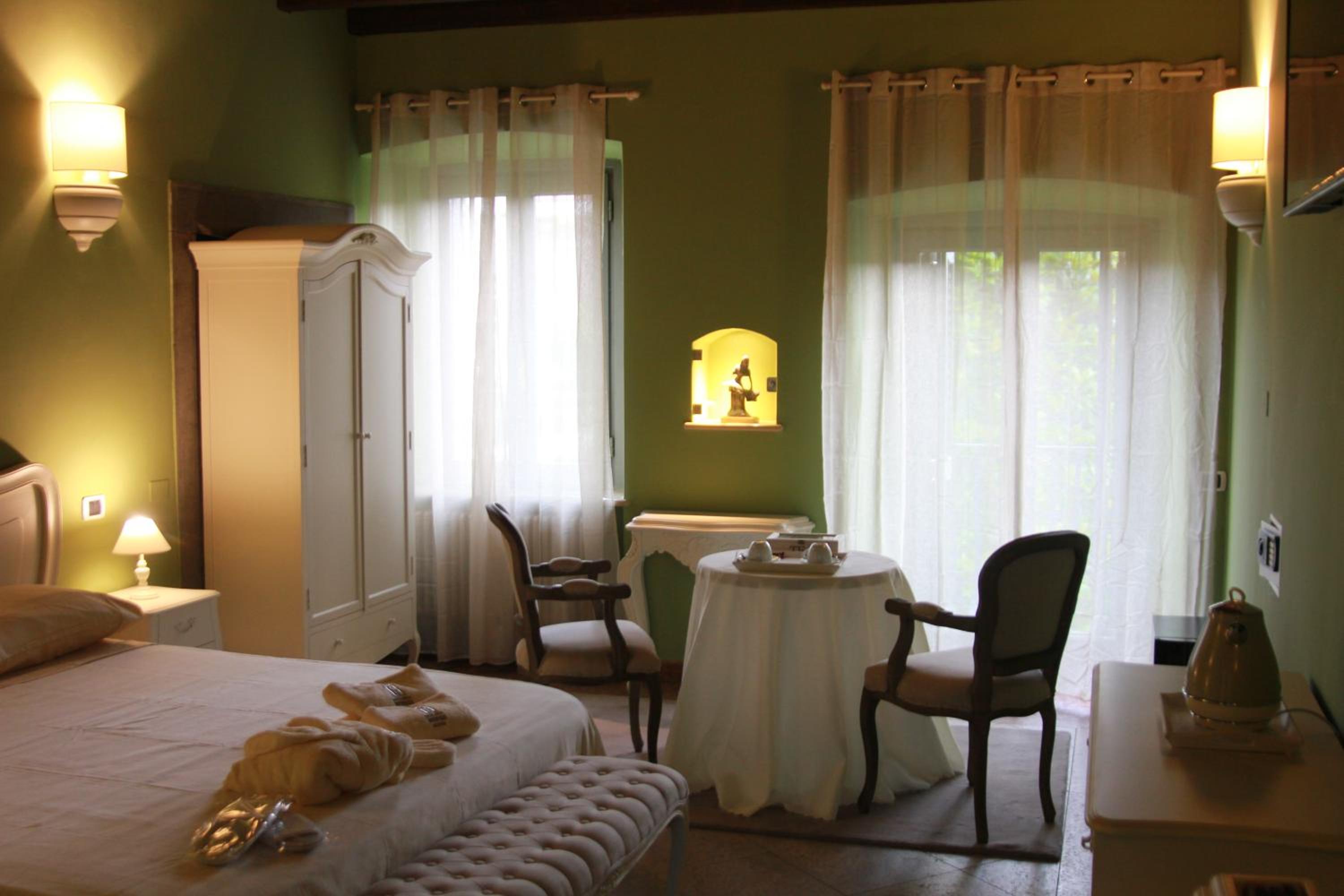 Superior Queen Room photo 2