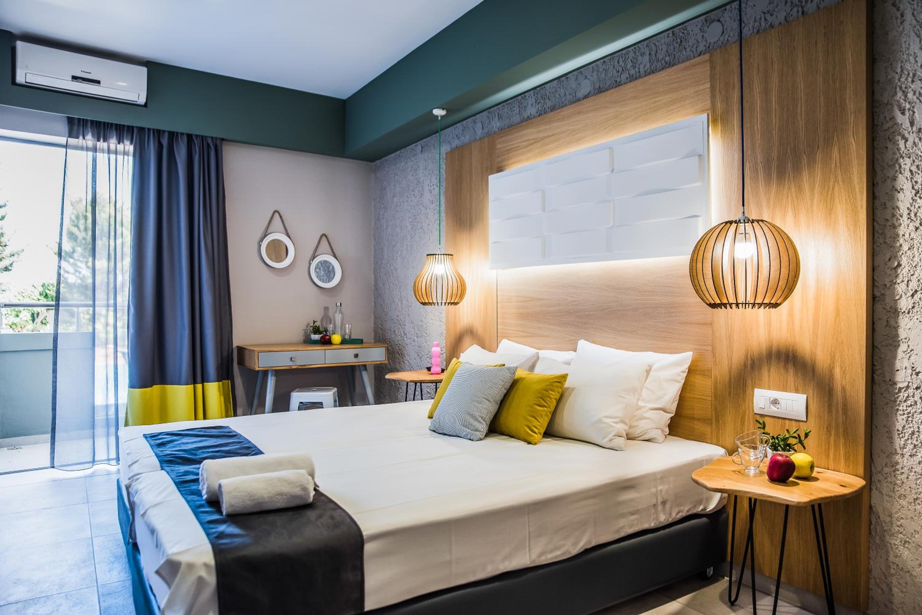 Double Room with Pool View
