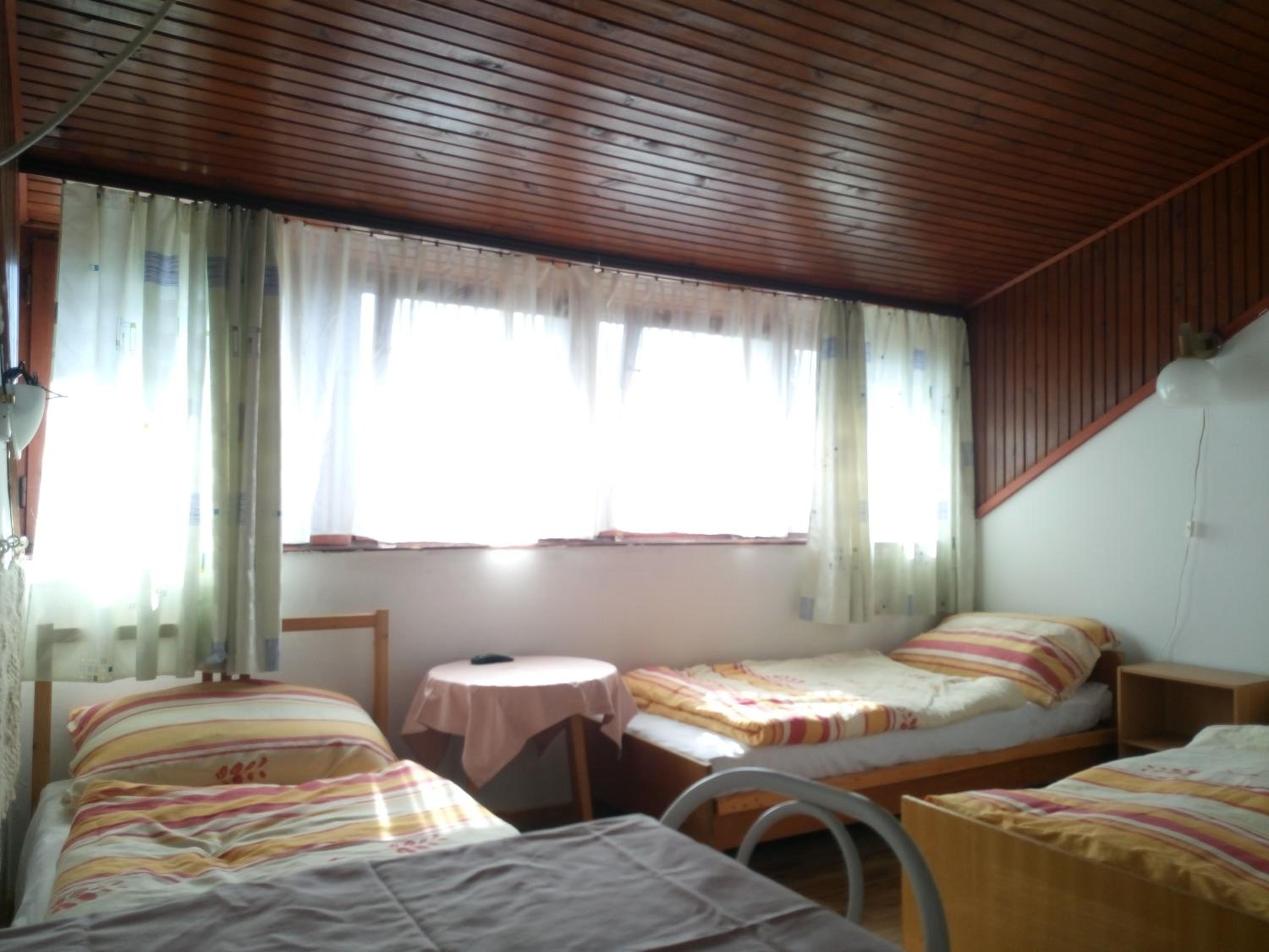 Twin Room with Bathroom photo 1