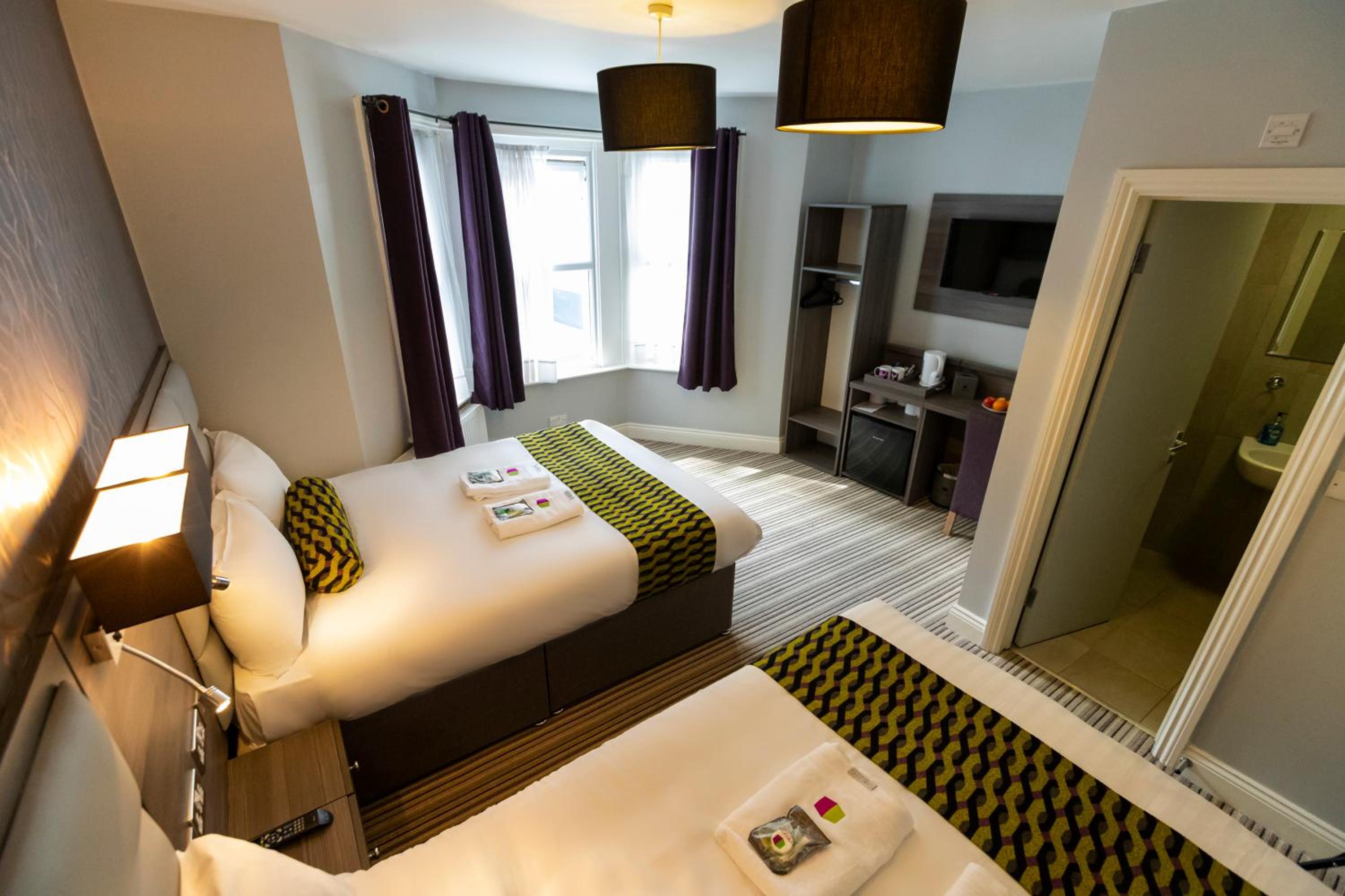 Quadruple Room photo 1
