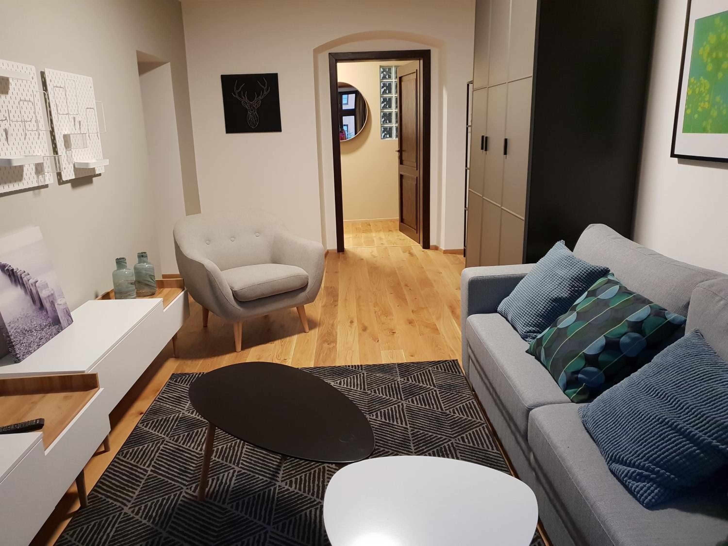 Apartment photo 2