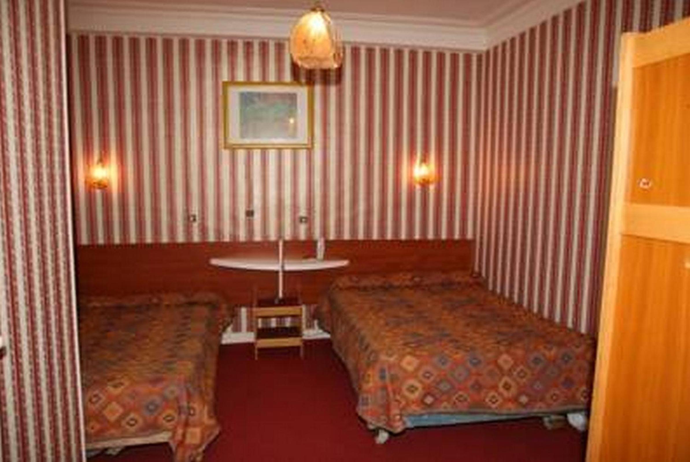 Triple Room photo 3