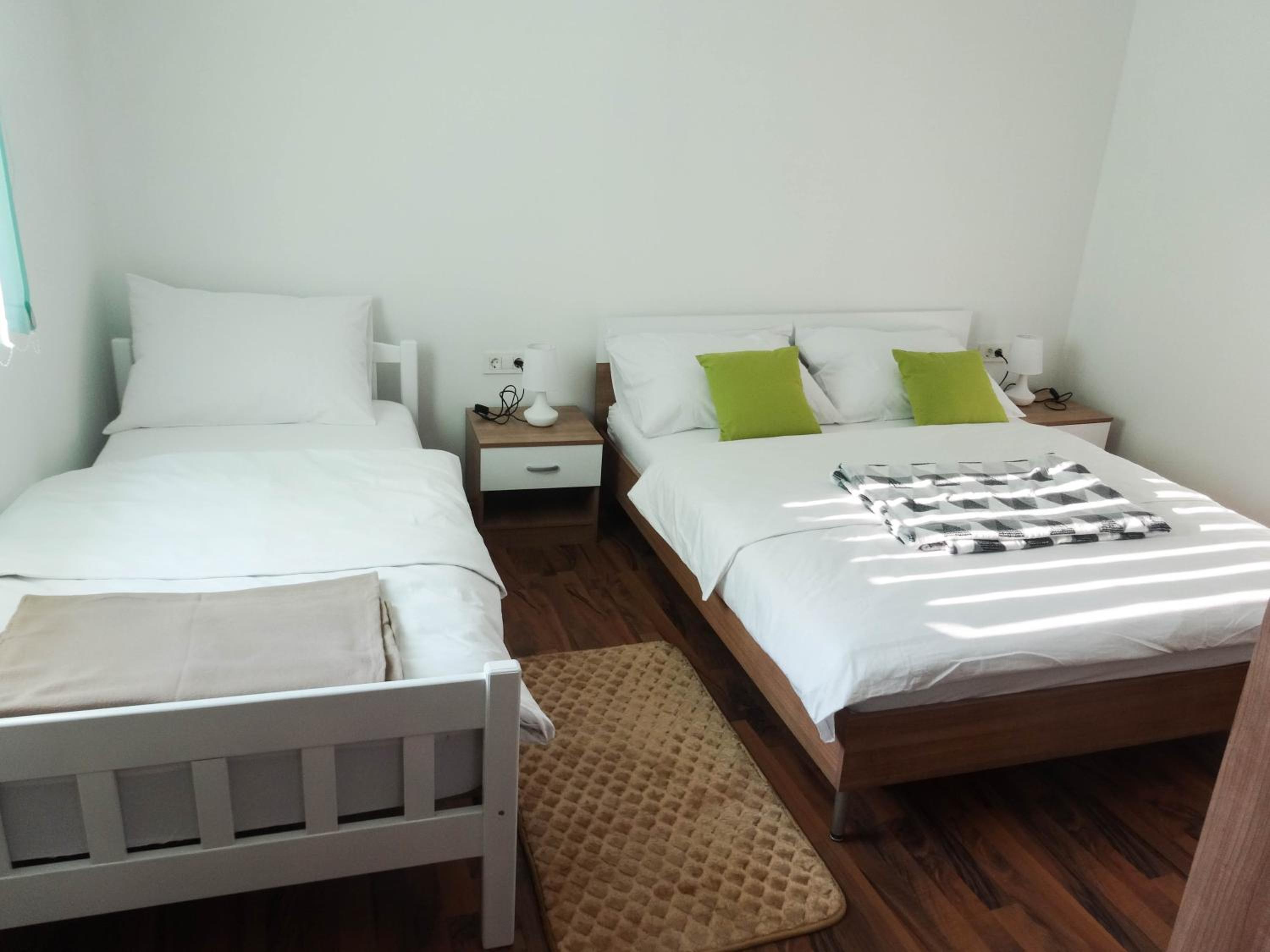 Apartment - Photo 12