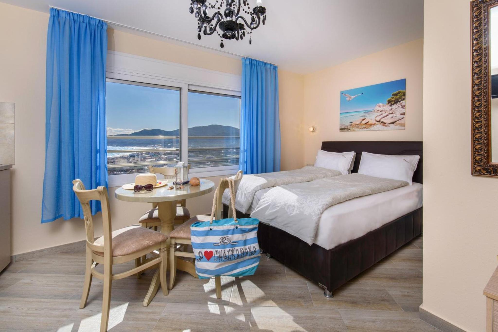 Double Room with Sea View photo 1
