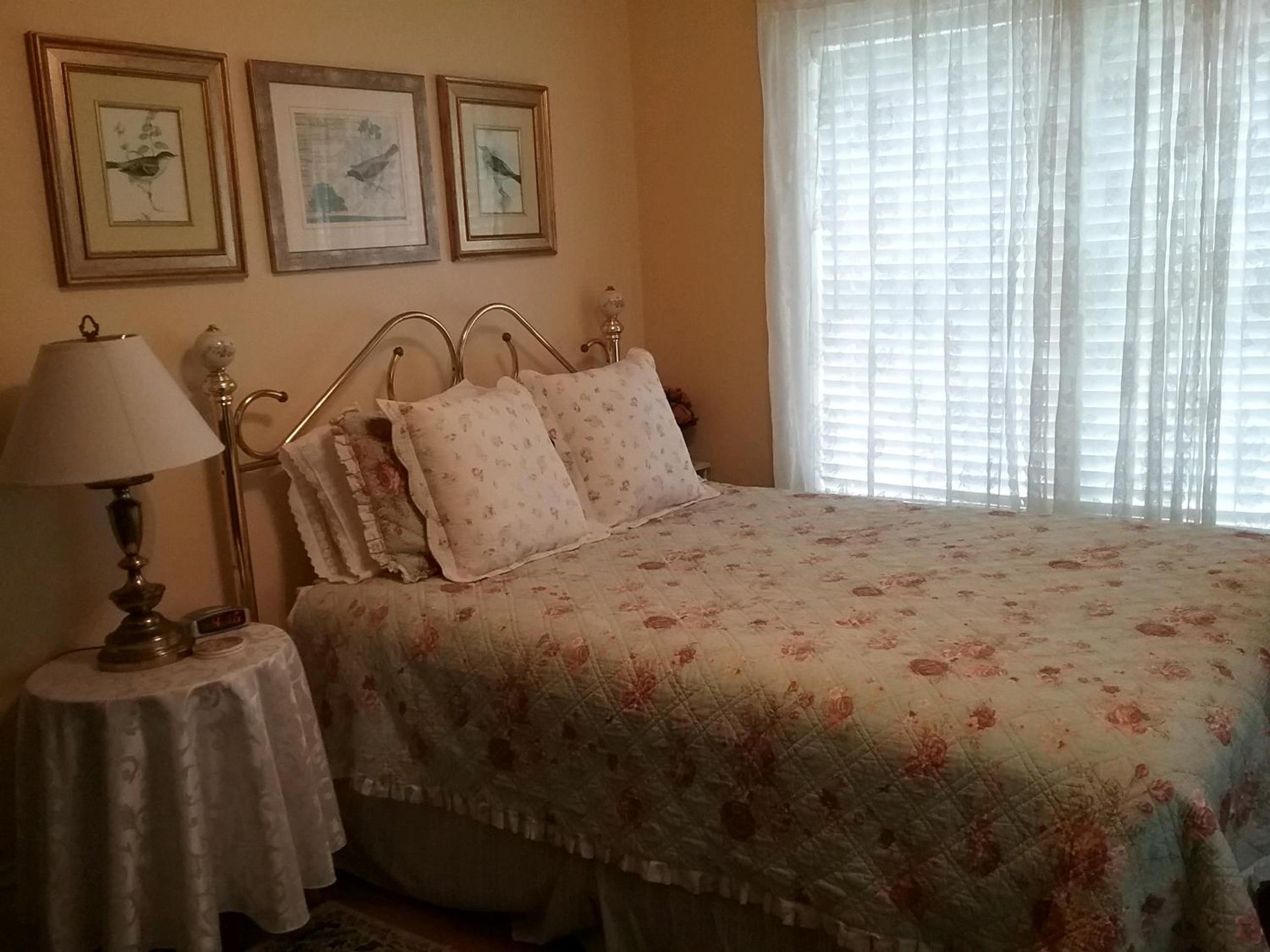 Small Double Room photo 1